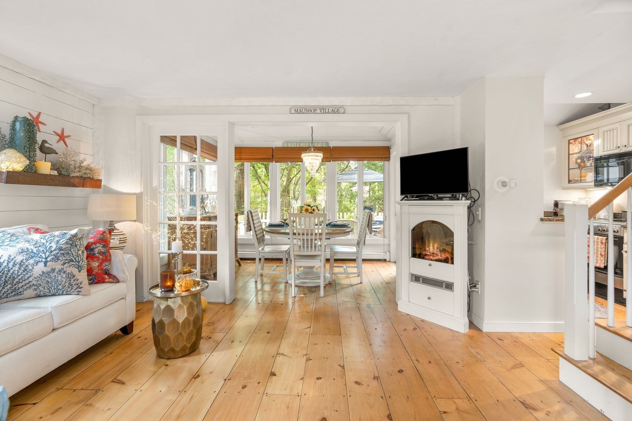 28 Flying Cloud Cr Property Photo 5