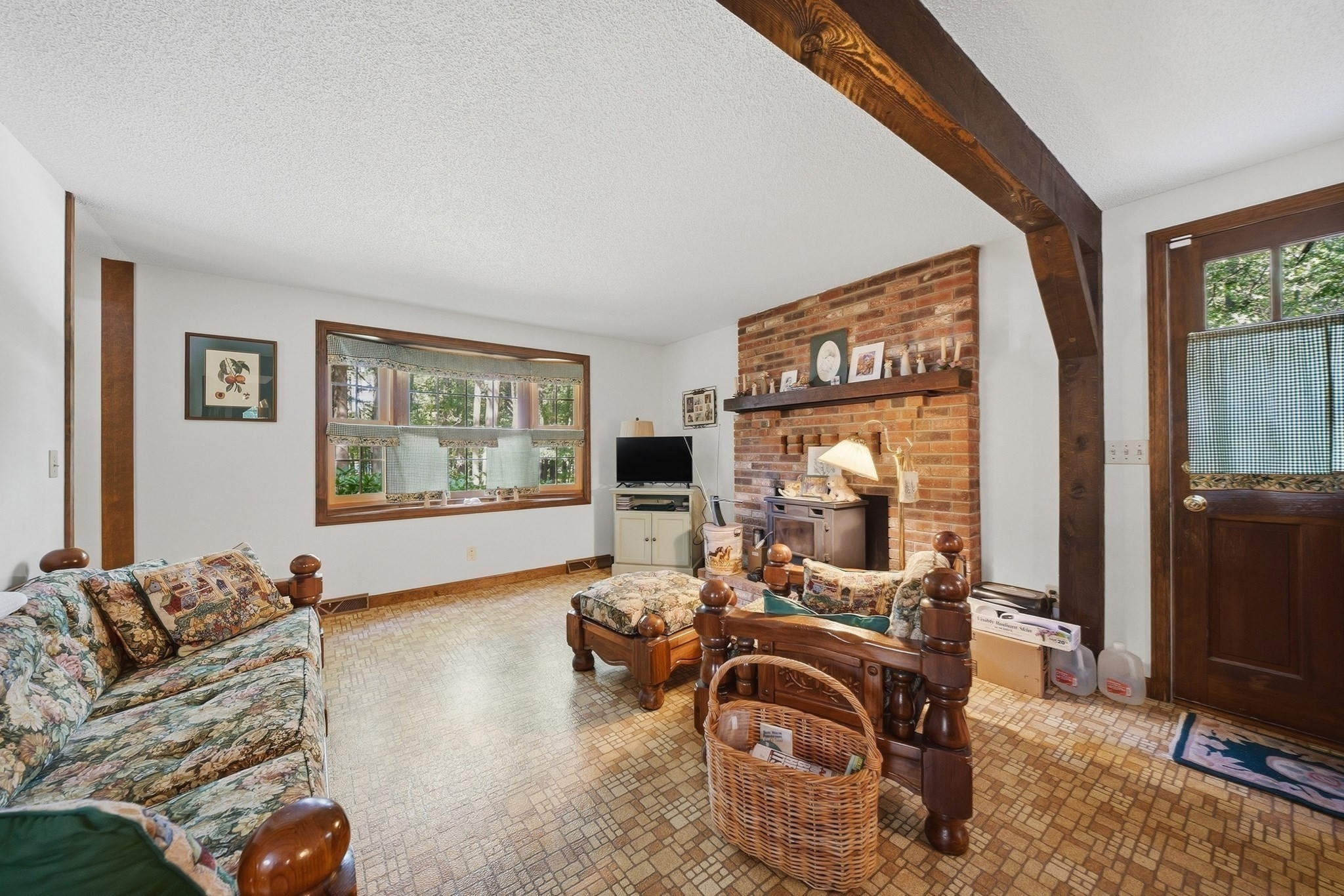 15 East St # 17a Property Photo 8