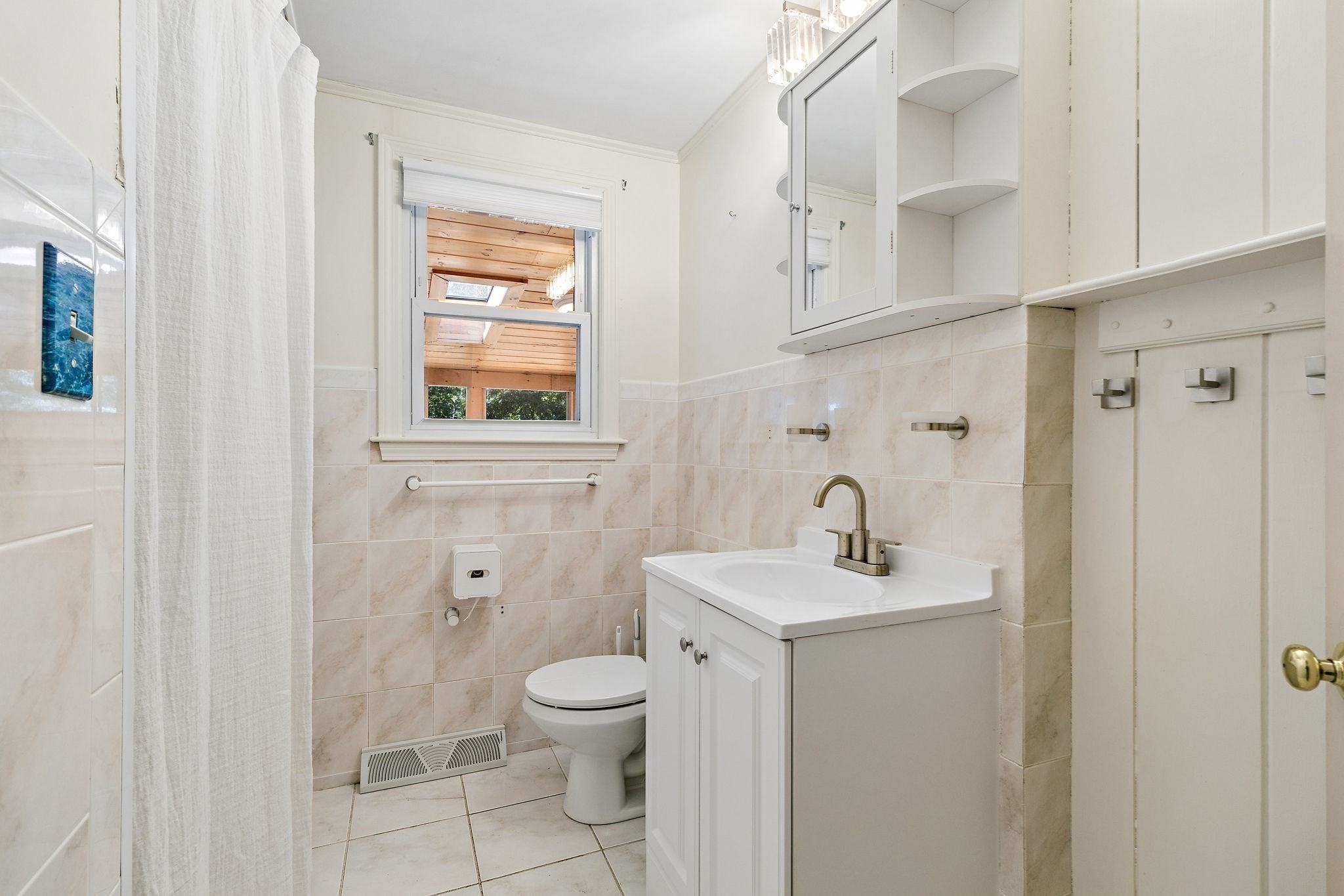 21 Puddingstone Ln Property Photo 15