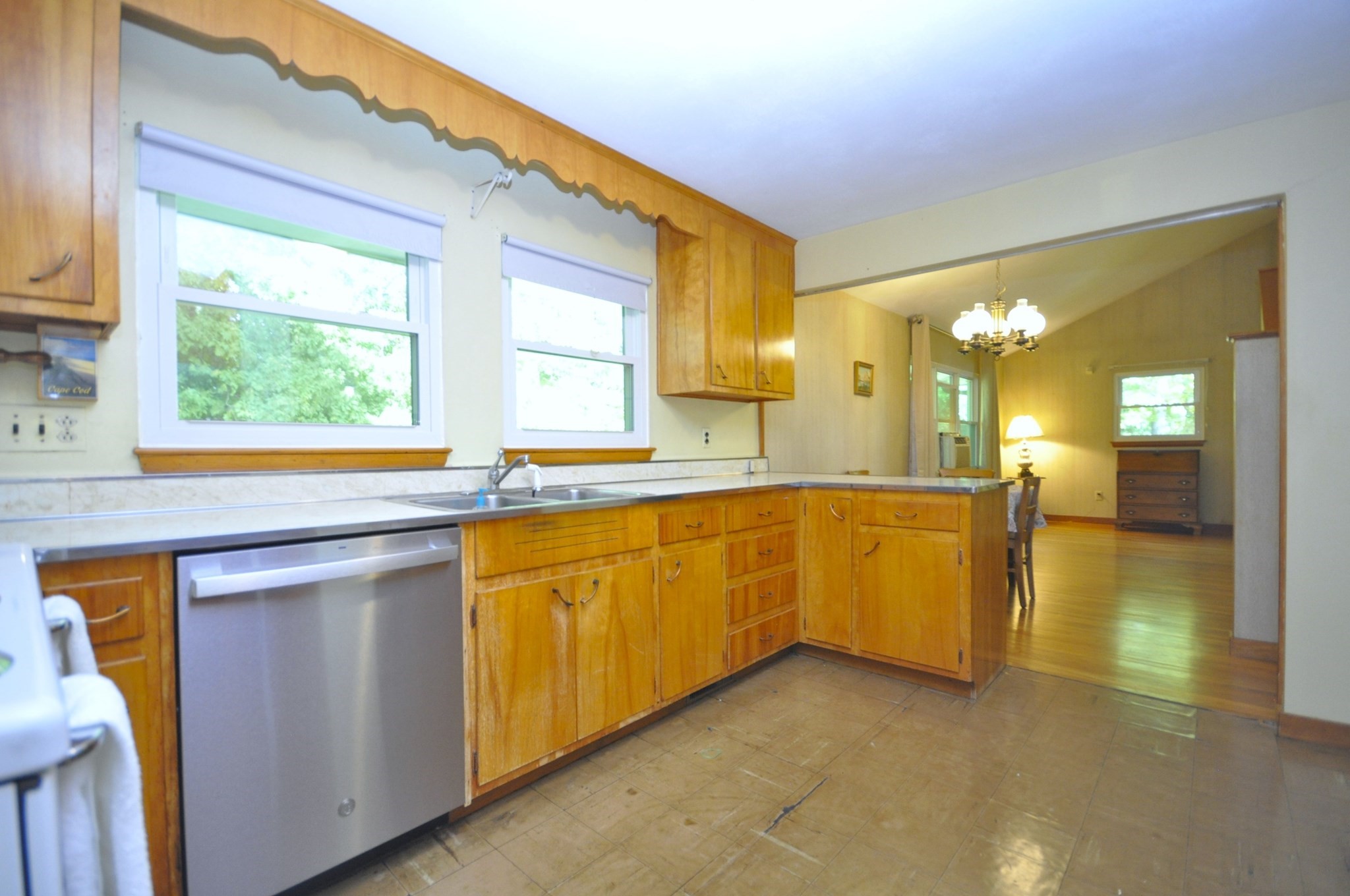 122 Sunset Dr Property Photo 8