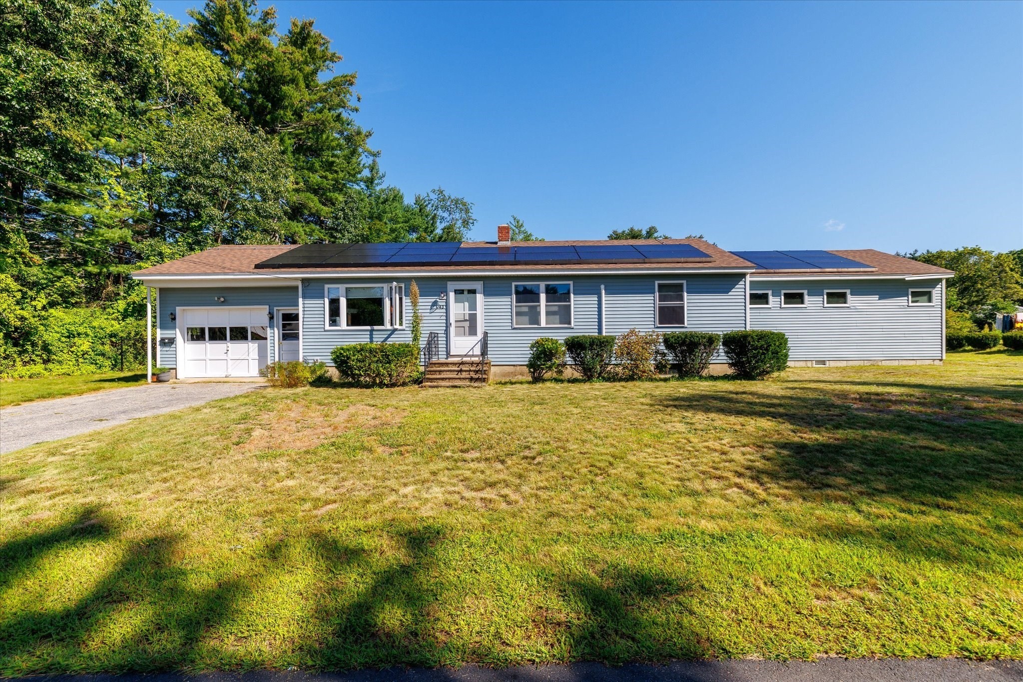 43 Lynde St Property Photo 1