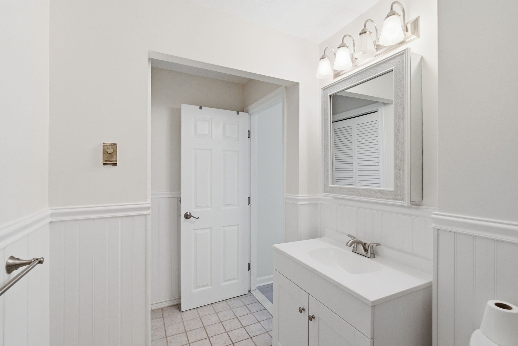 1323 Worcester Rd # E6 Property Photo 8
