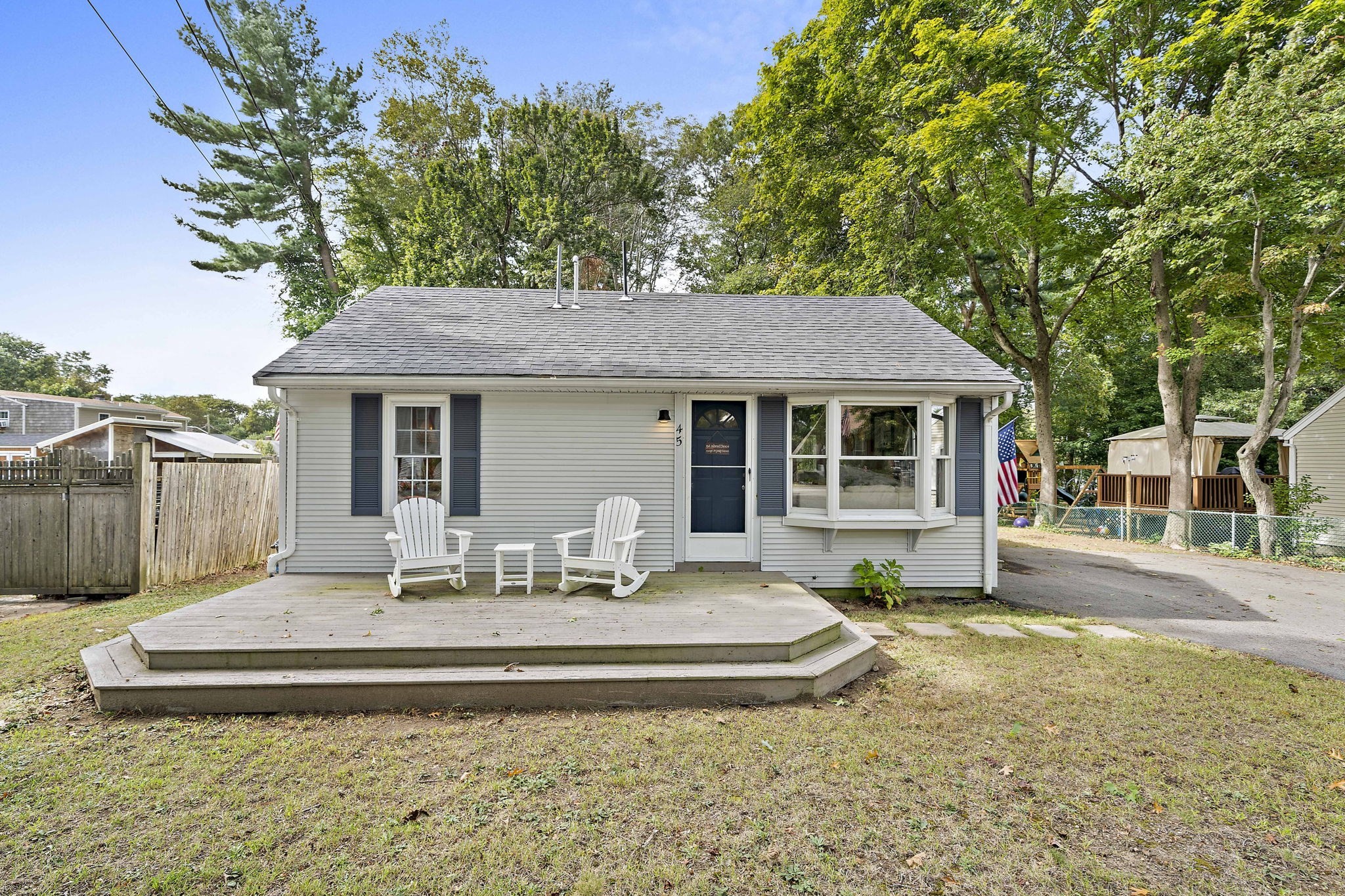 45 Coleman St Property Photo 1