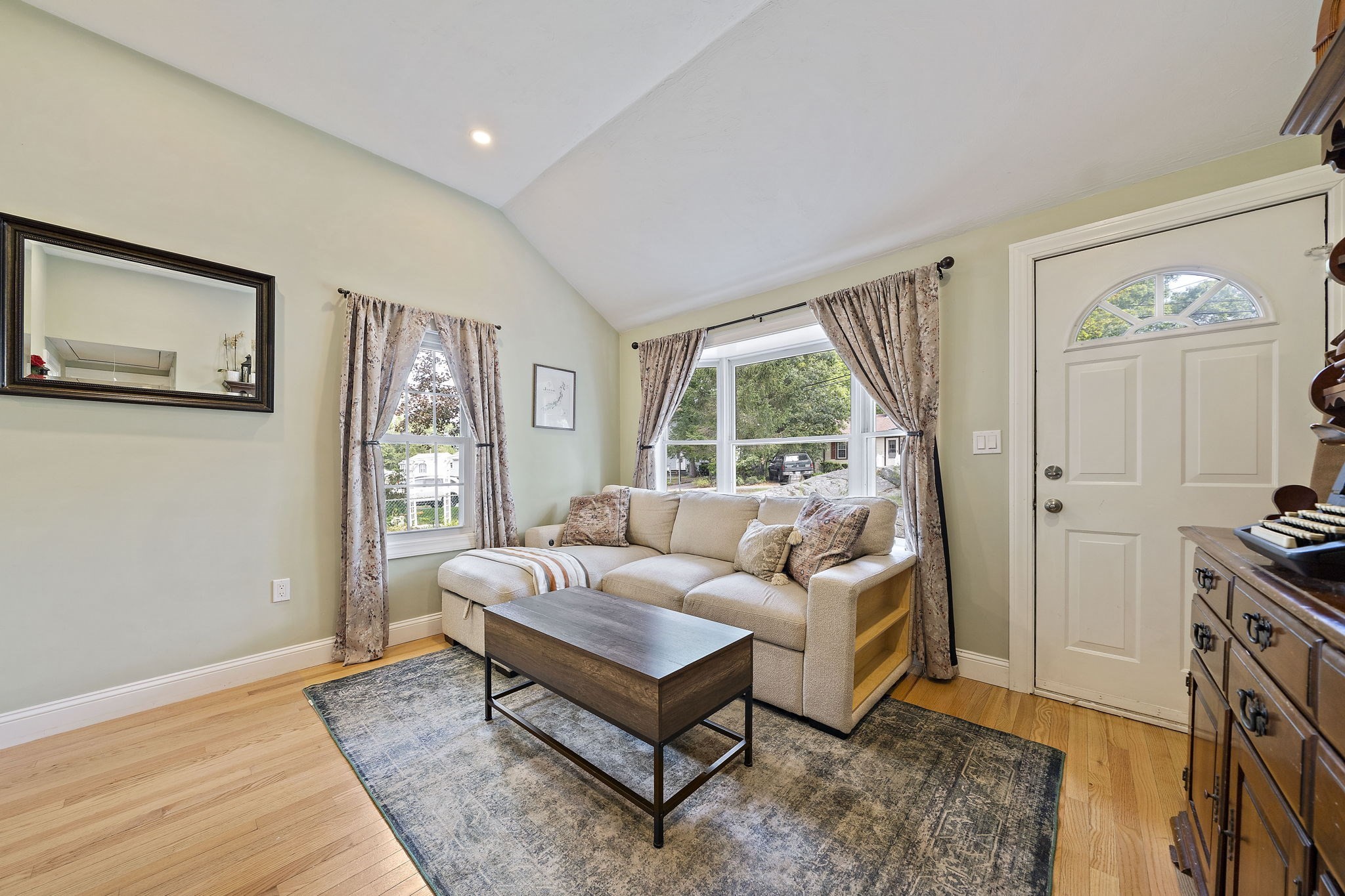 45 Coleman St Property Photo 6