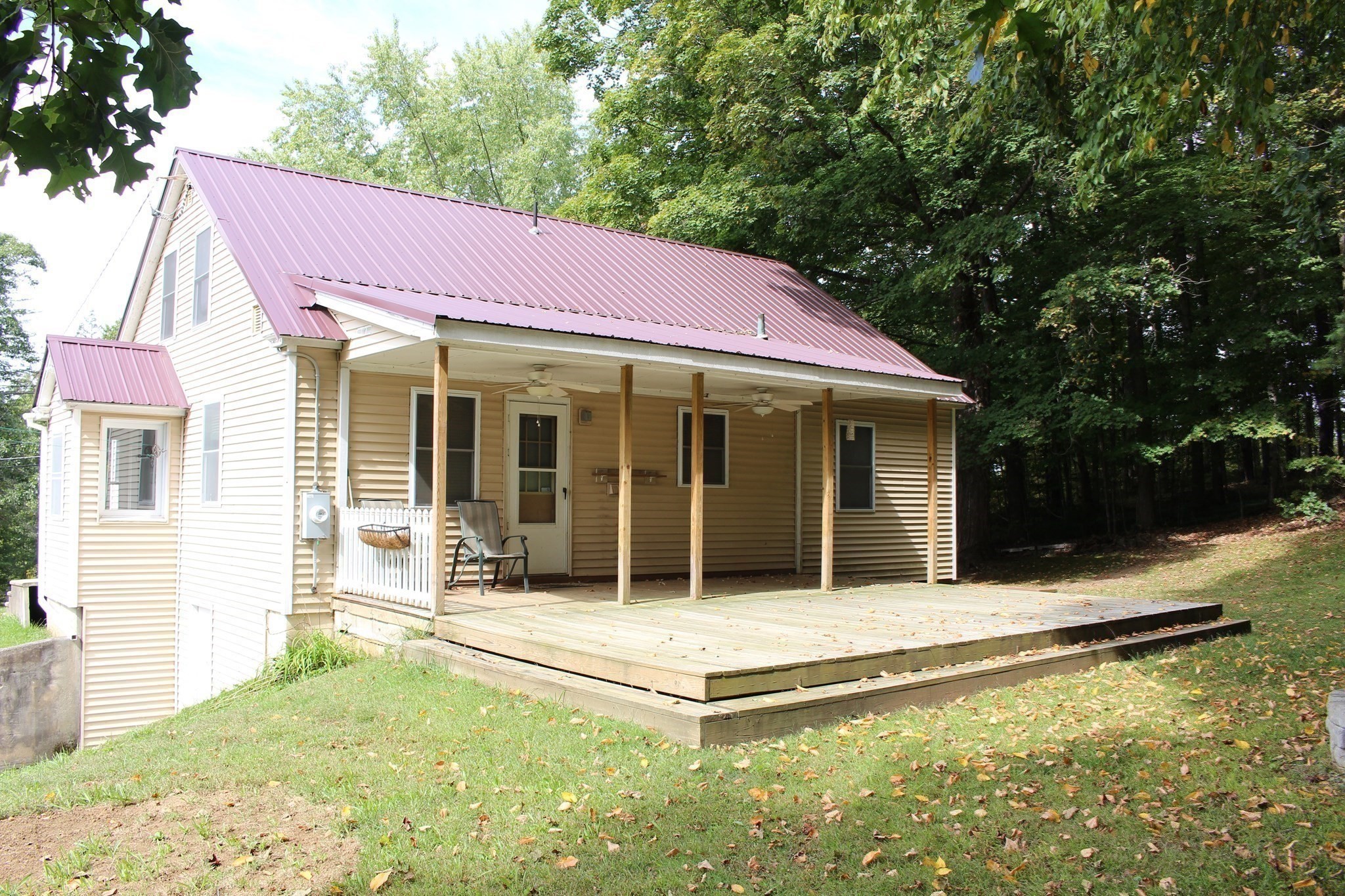 285 Millers Falls Rd Property Photo 23