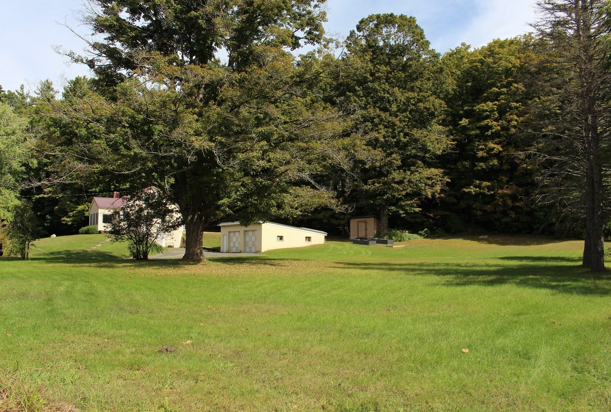 285 Millers Falls Rd Property Photo 28