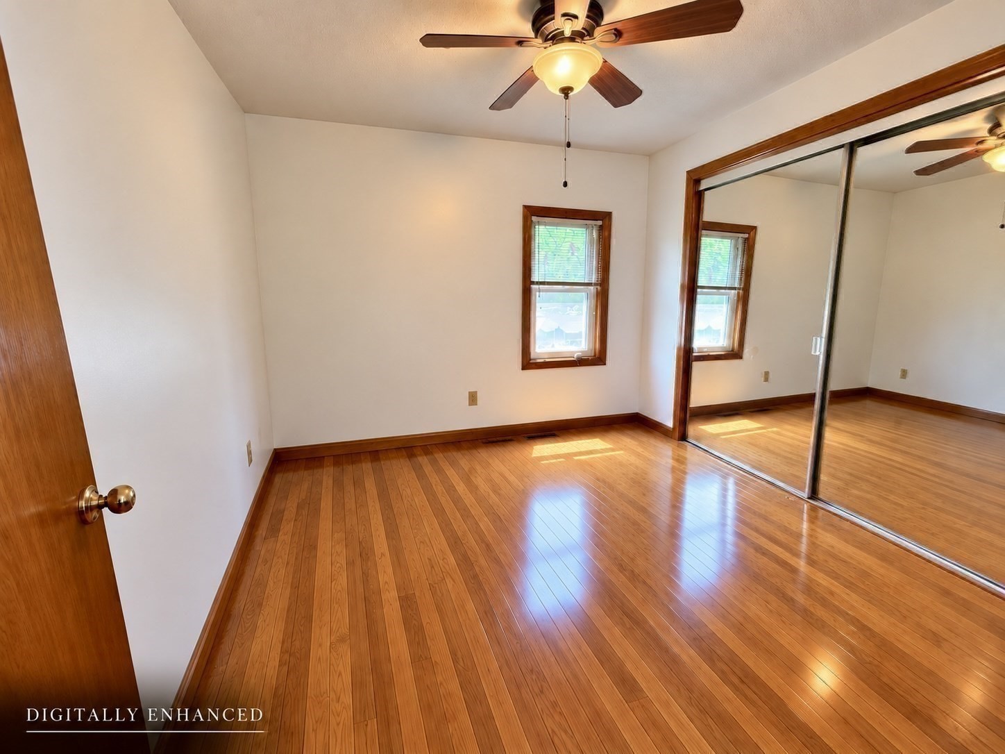 285 Huttleston Ave Property Photo 16