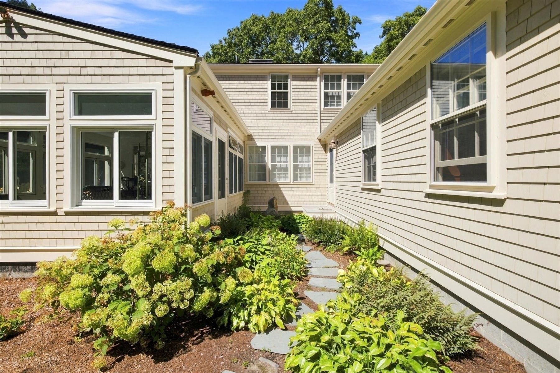 59 Beaverbrook Ln Property Photo 33