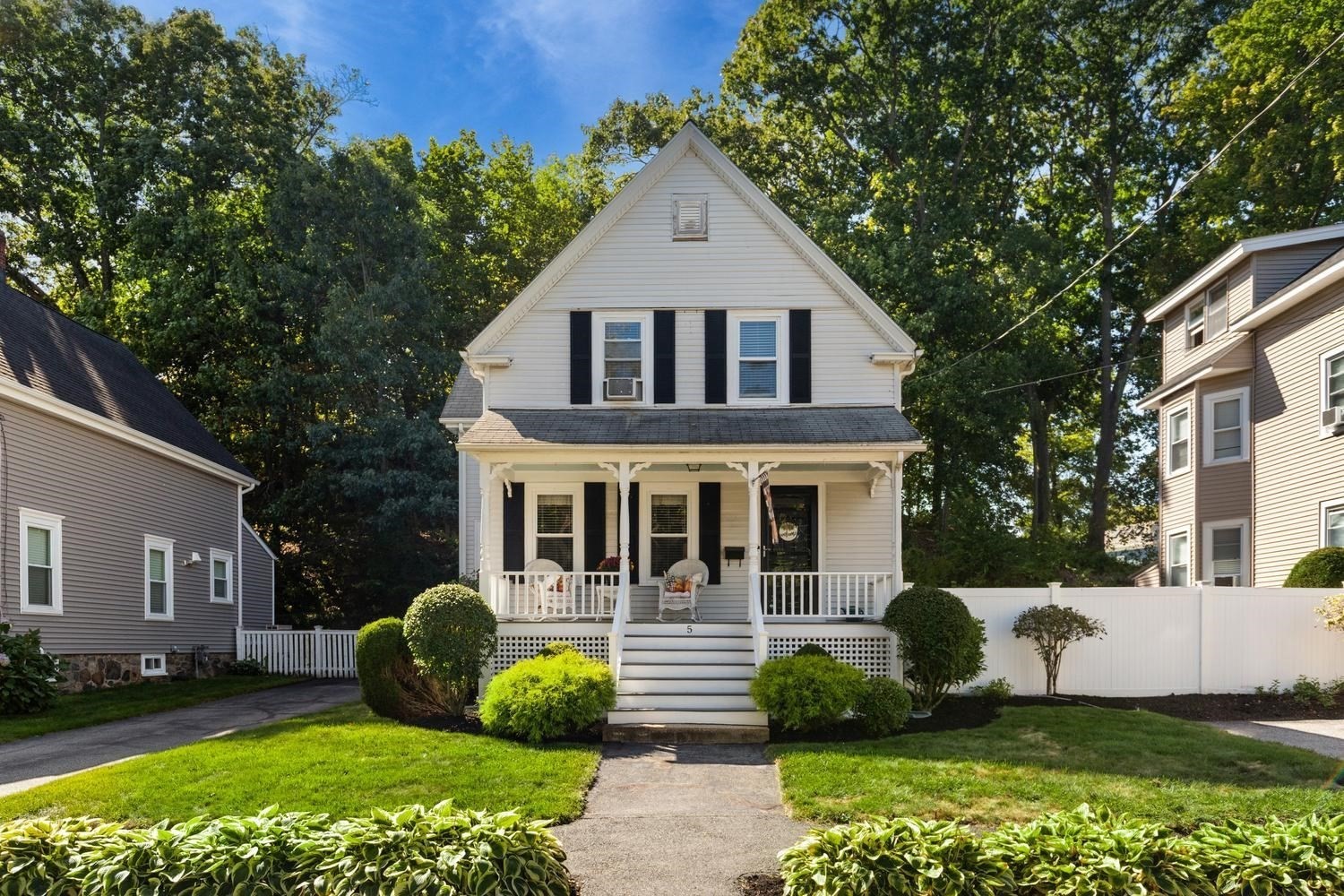5 Walnut St Property Photo 3