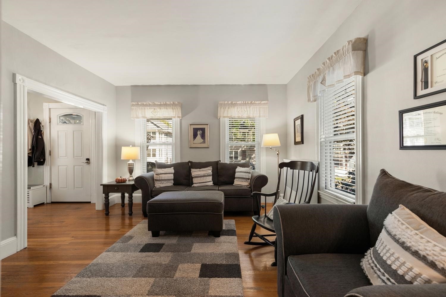 5 Walnut St Property Photo 14