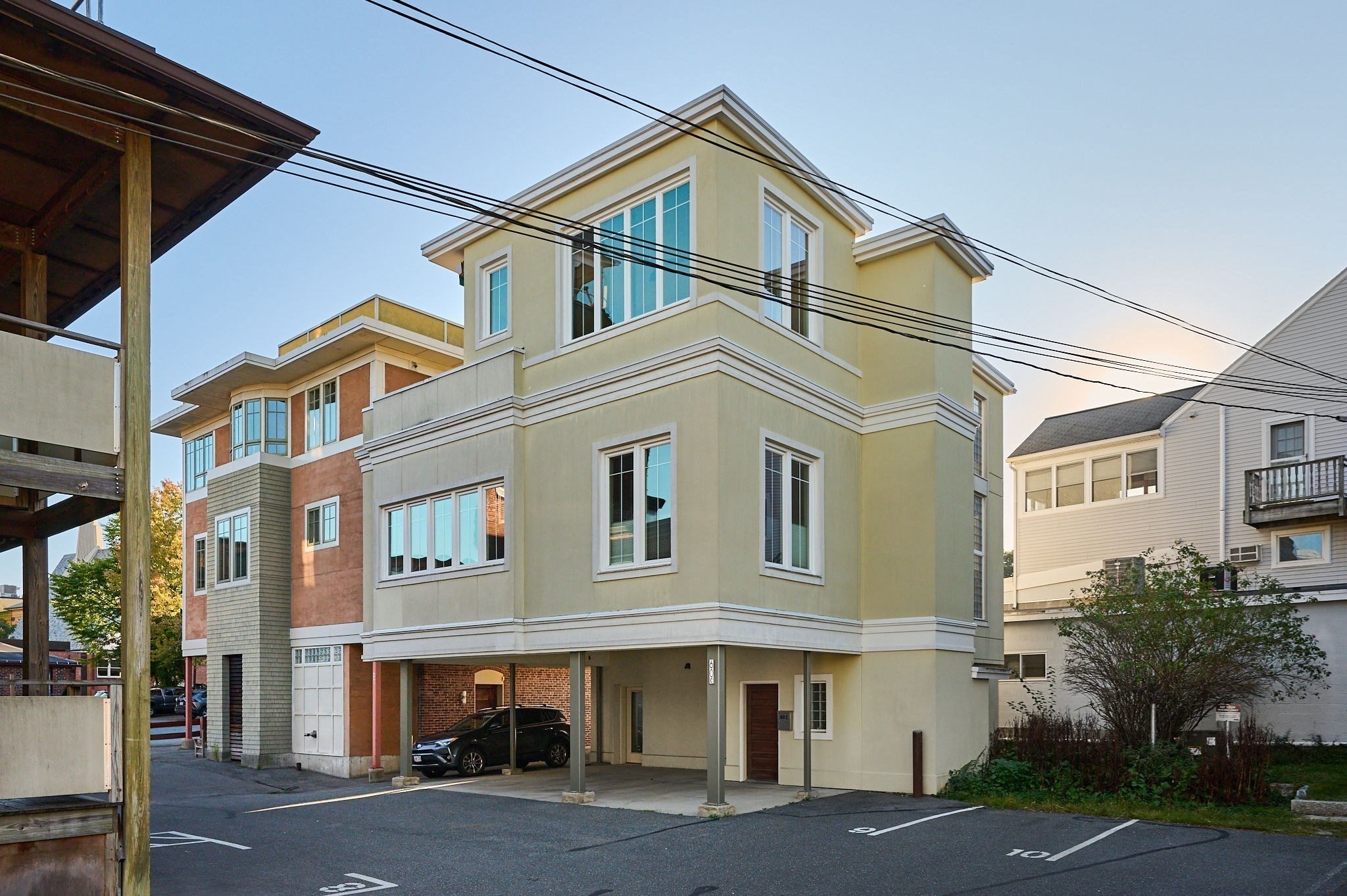 60-C Masonic Street Property Photo 1