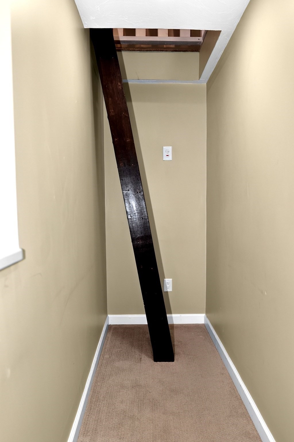 71 River St Property Photo 22