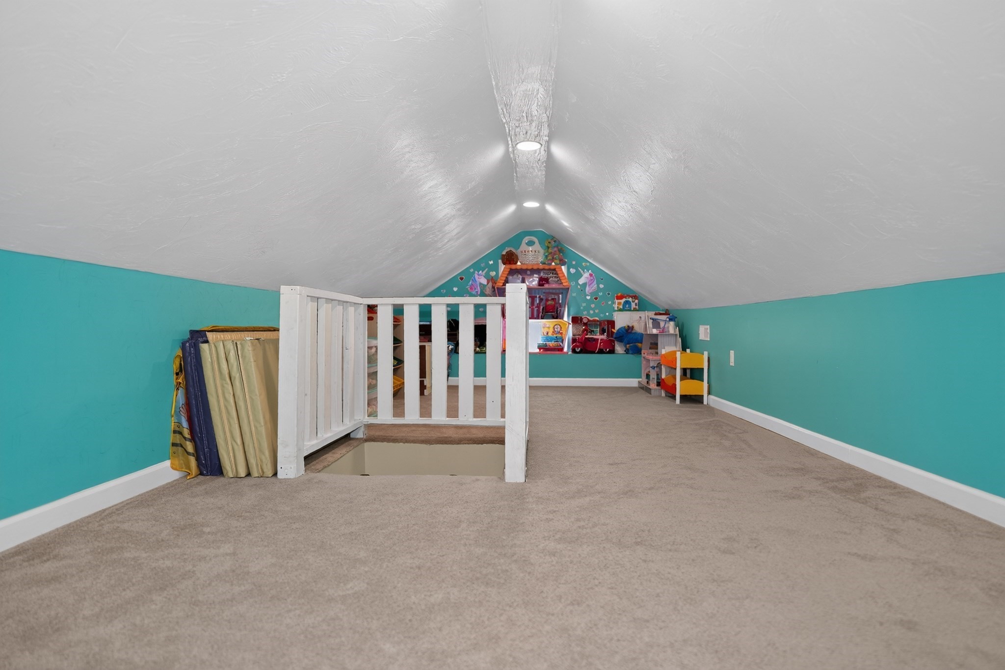 71 River St Property Photo 23
