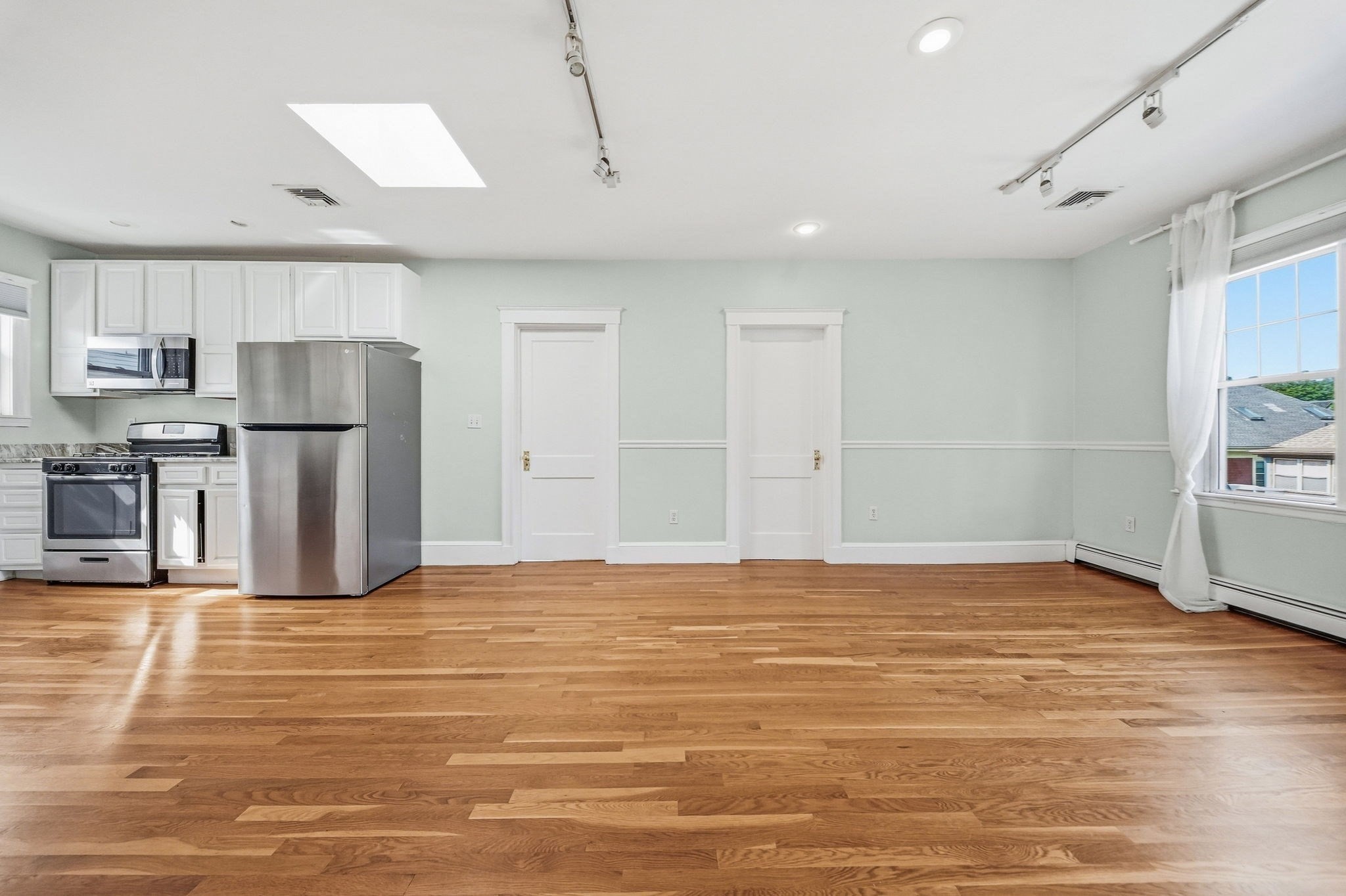 103 Welles Ave # 3r Property Photo 8