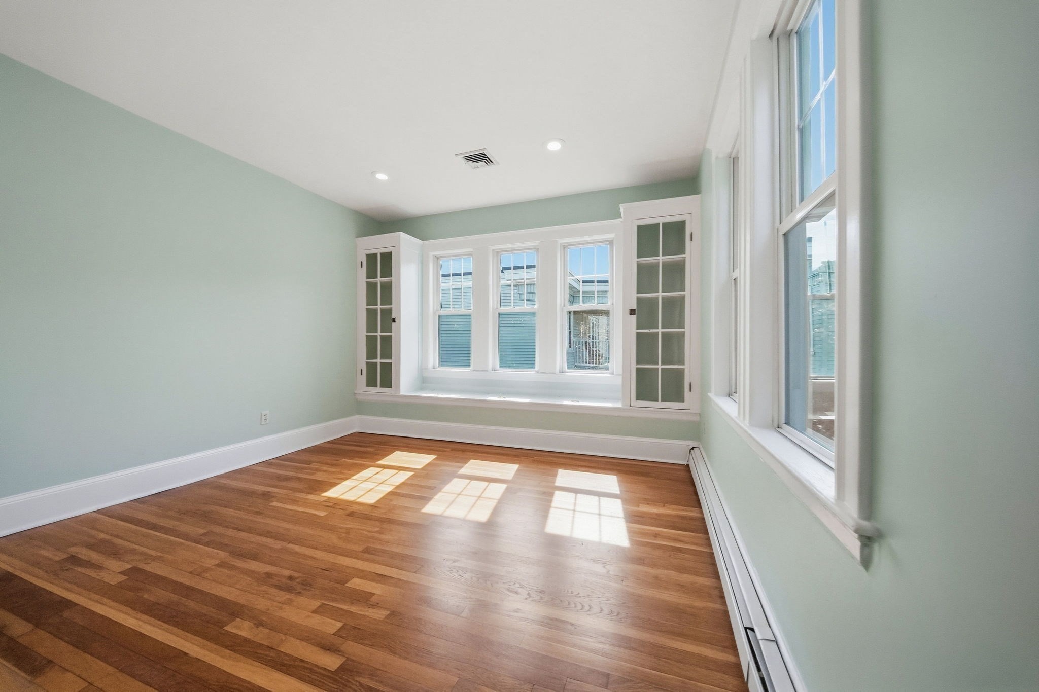 103 Welles Ave # 3r Property Photo 21