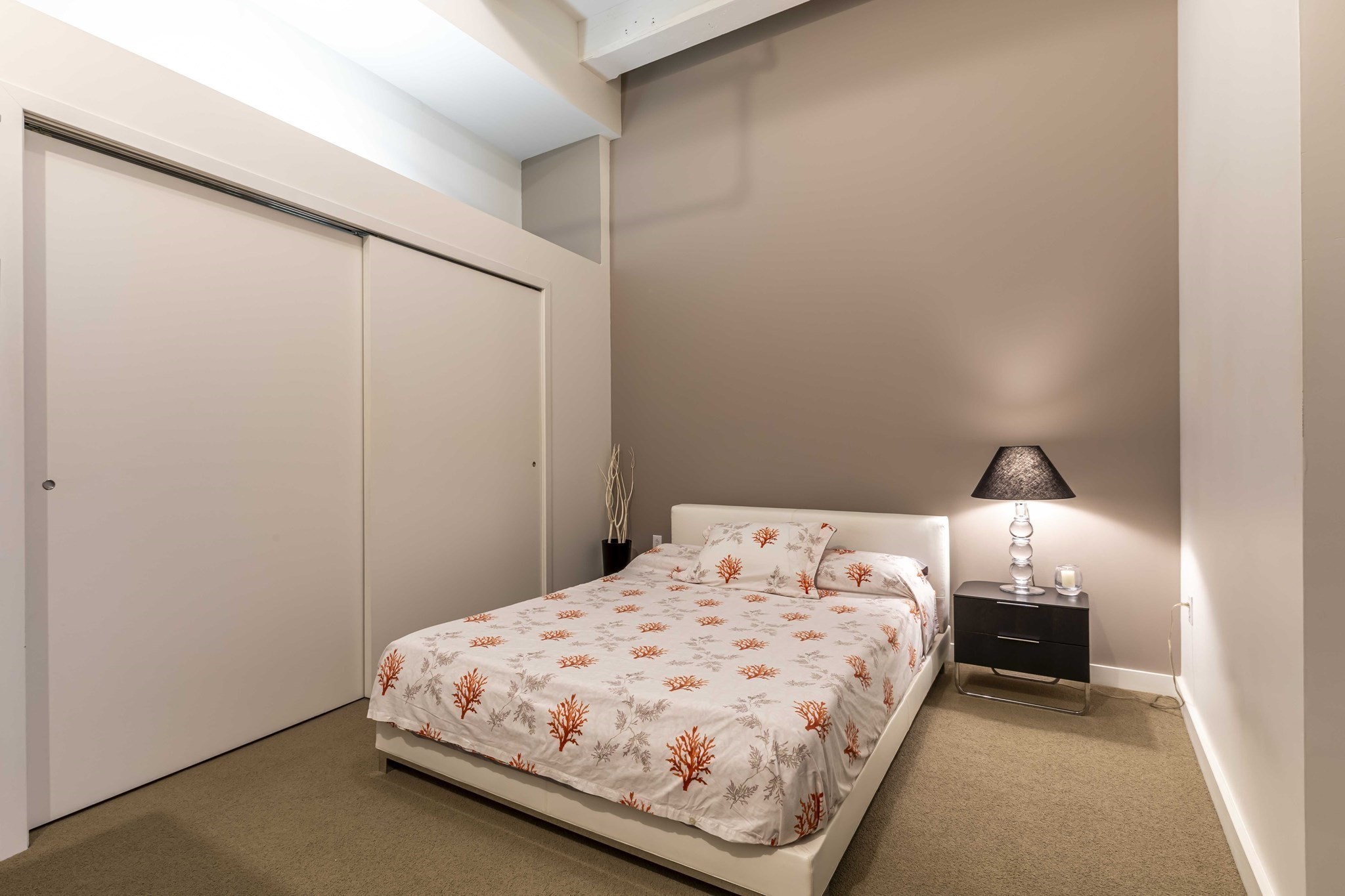 88 Kingston St # 2d Property Photo 18