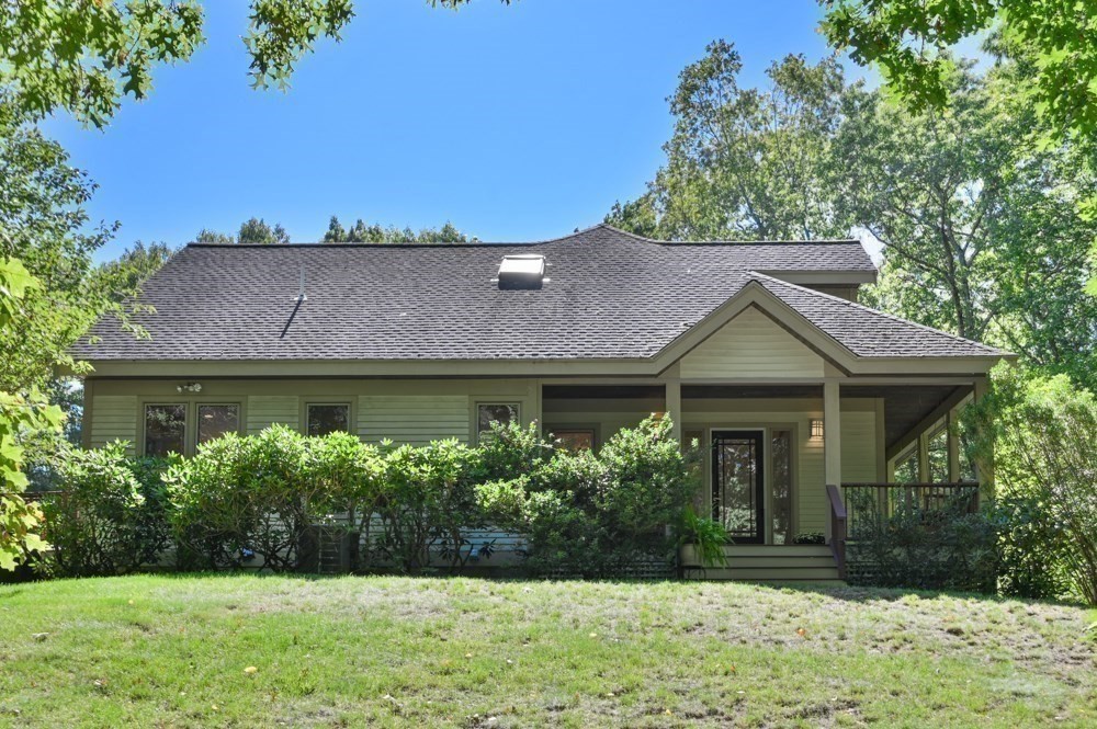 9 Esty Way Property Photo 5