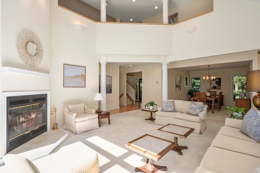 9 Esty Way Property Photo 11