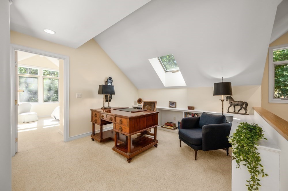 9 Esty Way Property Photo 27