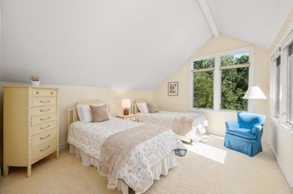 9 Esty Way Property Photo 29