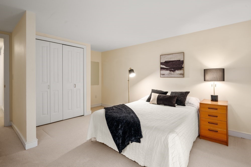 9 Esty Way Property Photo 34