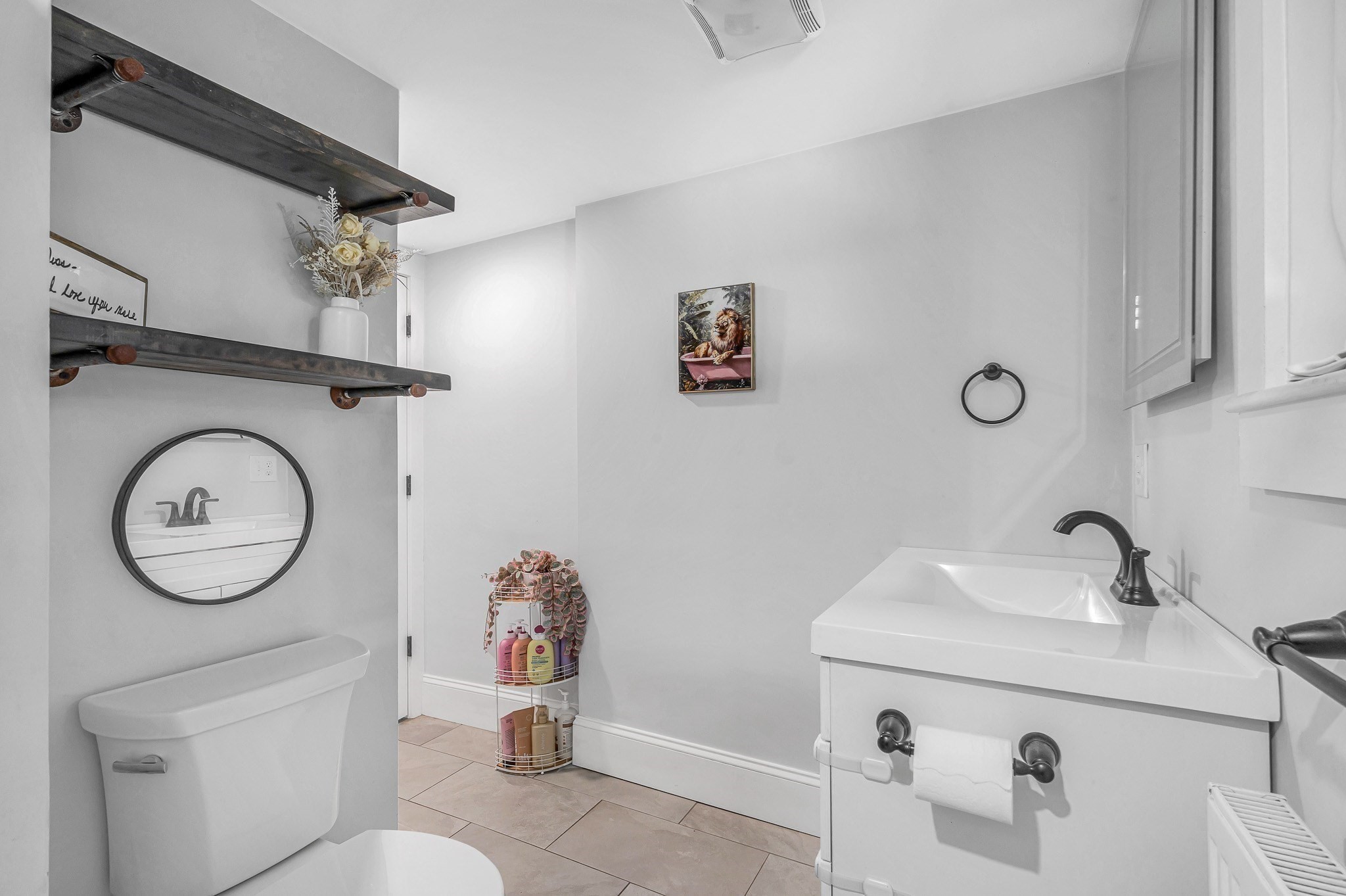 45 Agawam Ave Property Photo 9