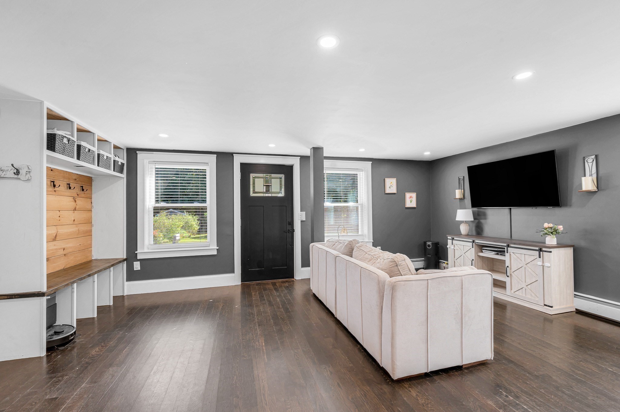45 Agawam Ave Property Photo 19
