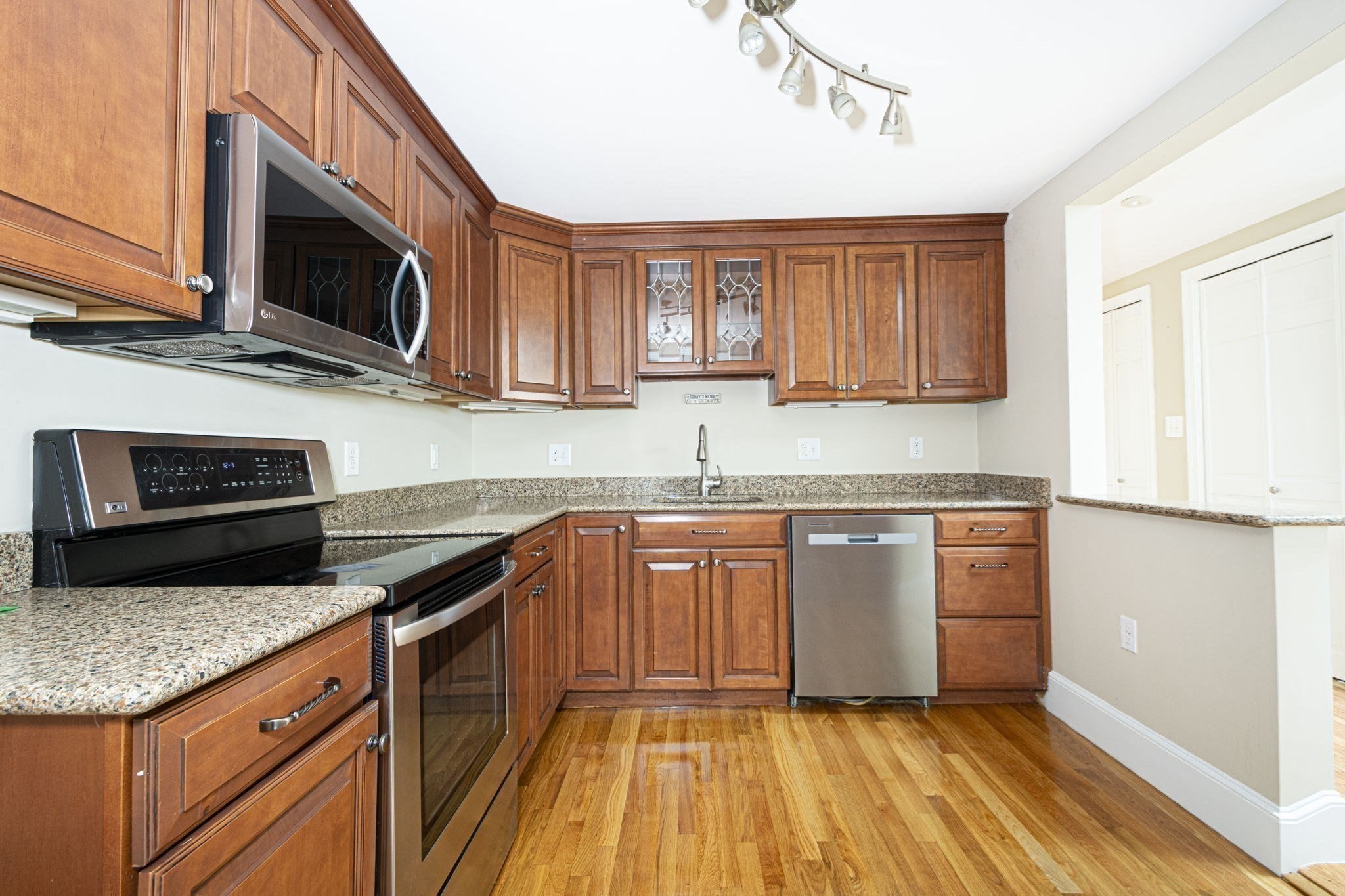 13 Brook Street Property Photo 24