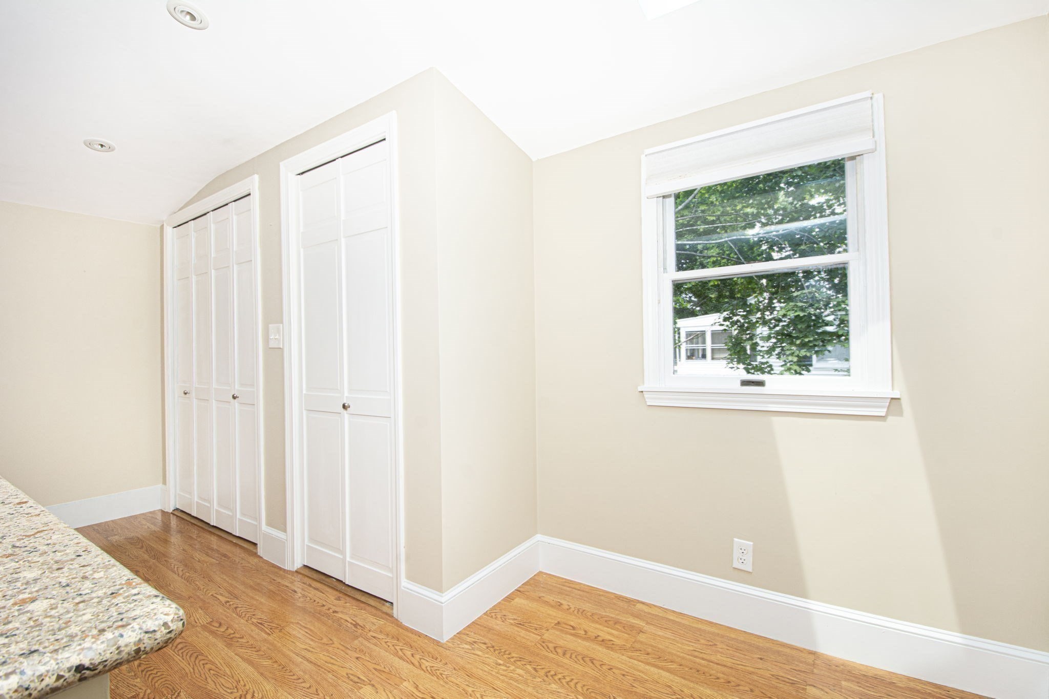 13 Brook Street Property Photo 27