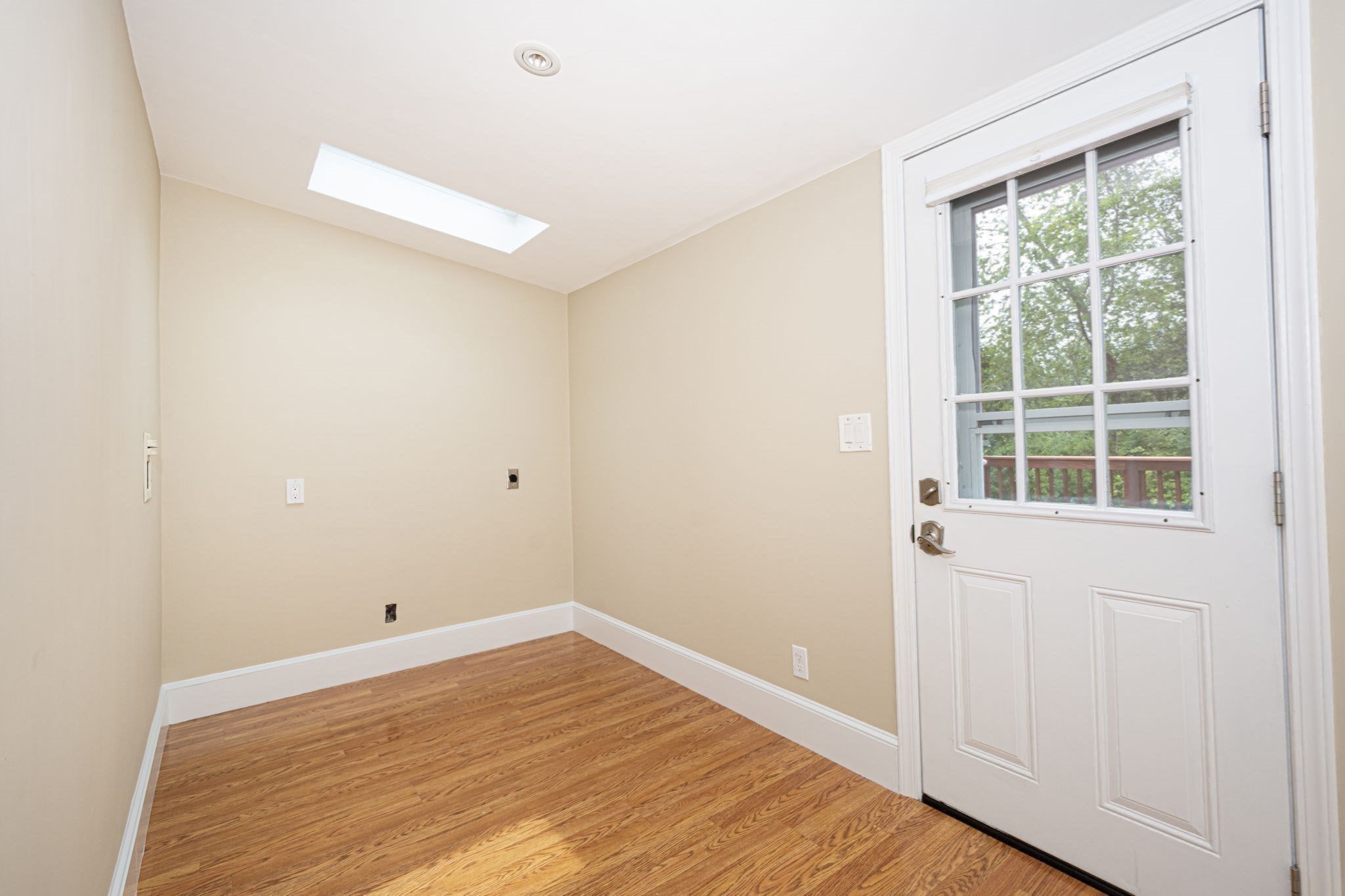 13 Brook Street Property Photo 28