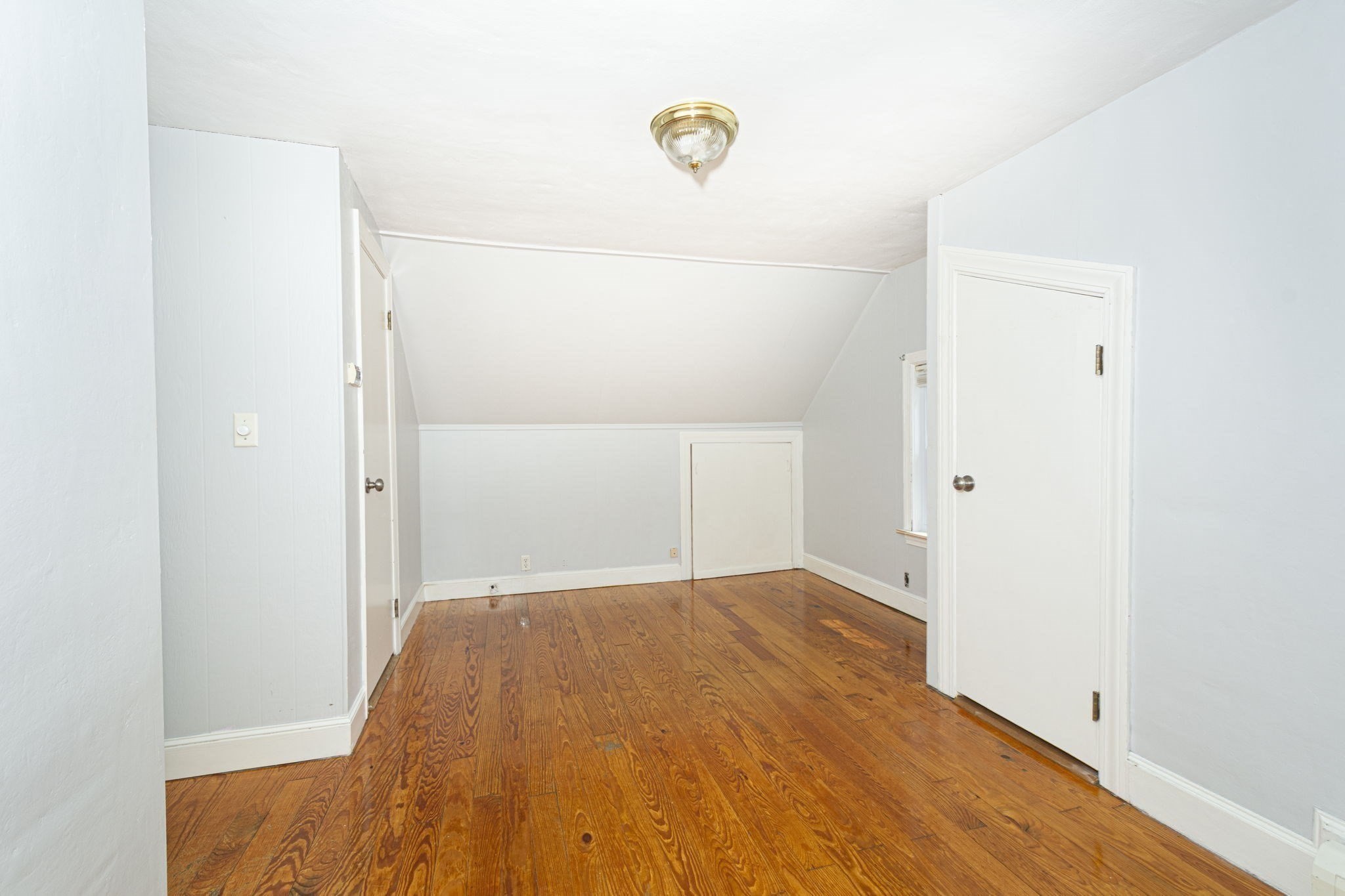 13 Brook Street Property Photo 38