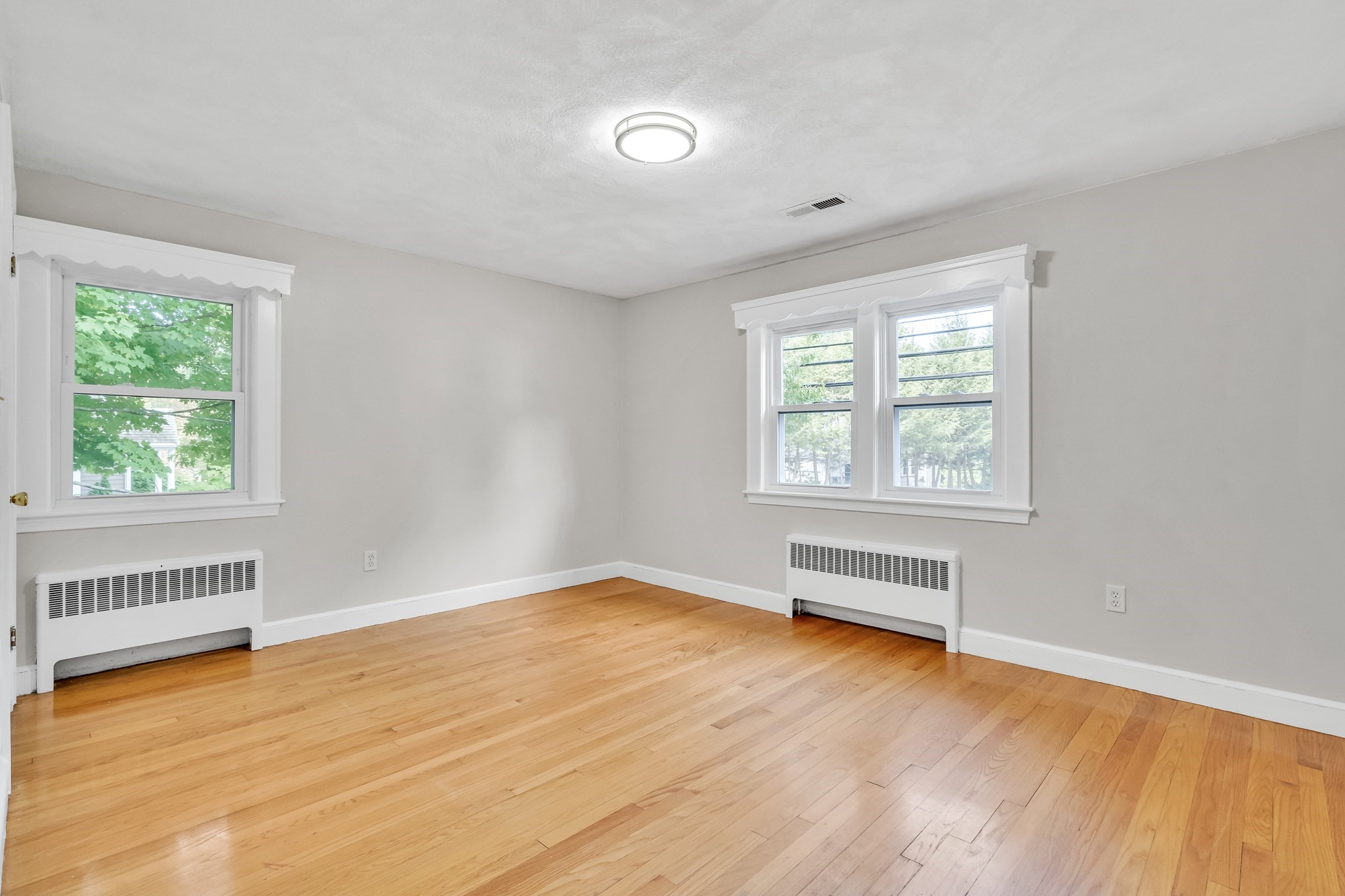 857 Gay St Property Photo 17