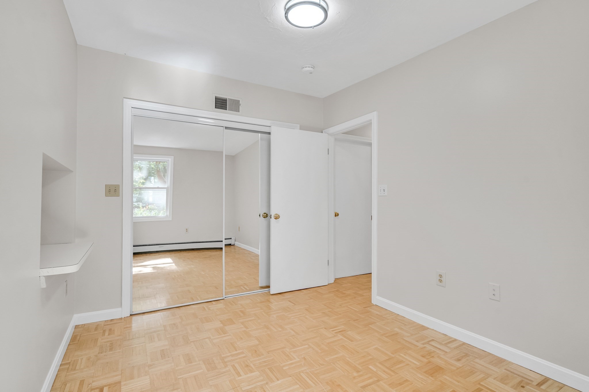 857 Gay St Property Photo 33
