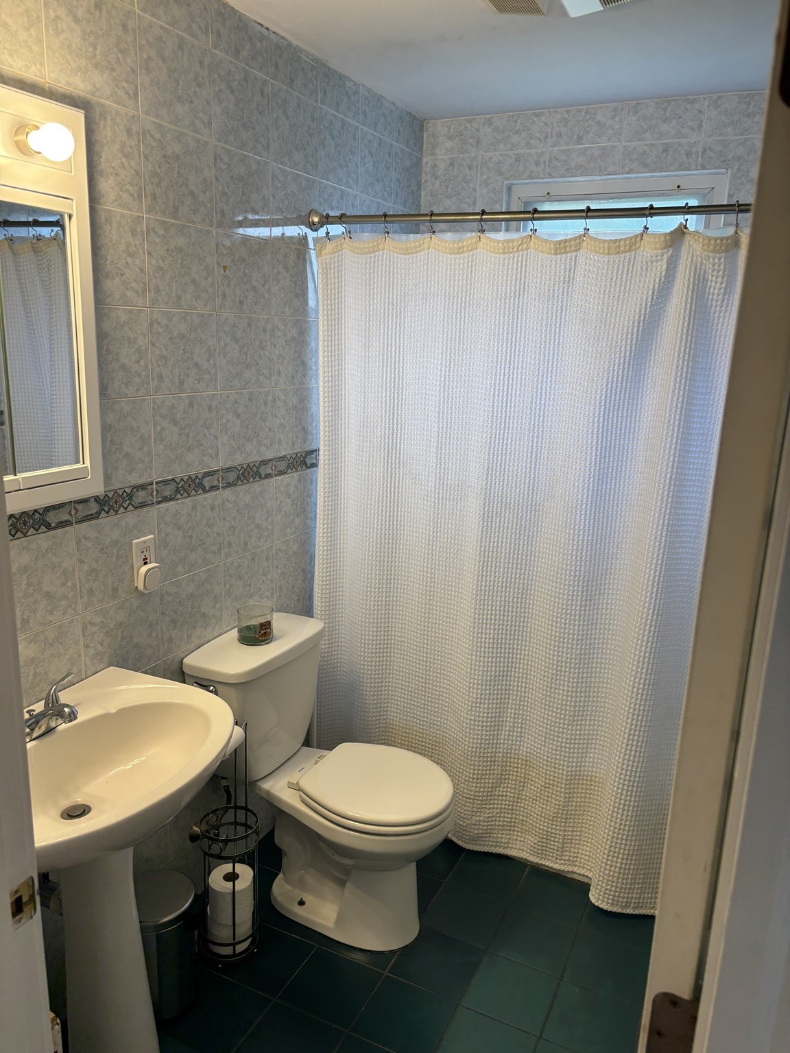58 Lawrence St Property Photo 10
