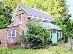 138 Hackett Avenue Property Photo 1