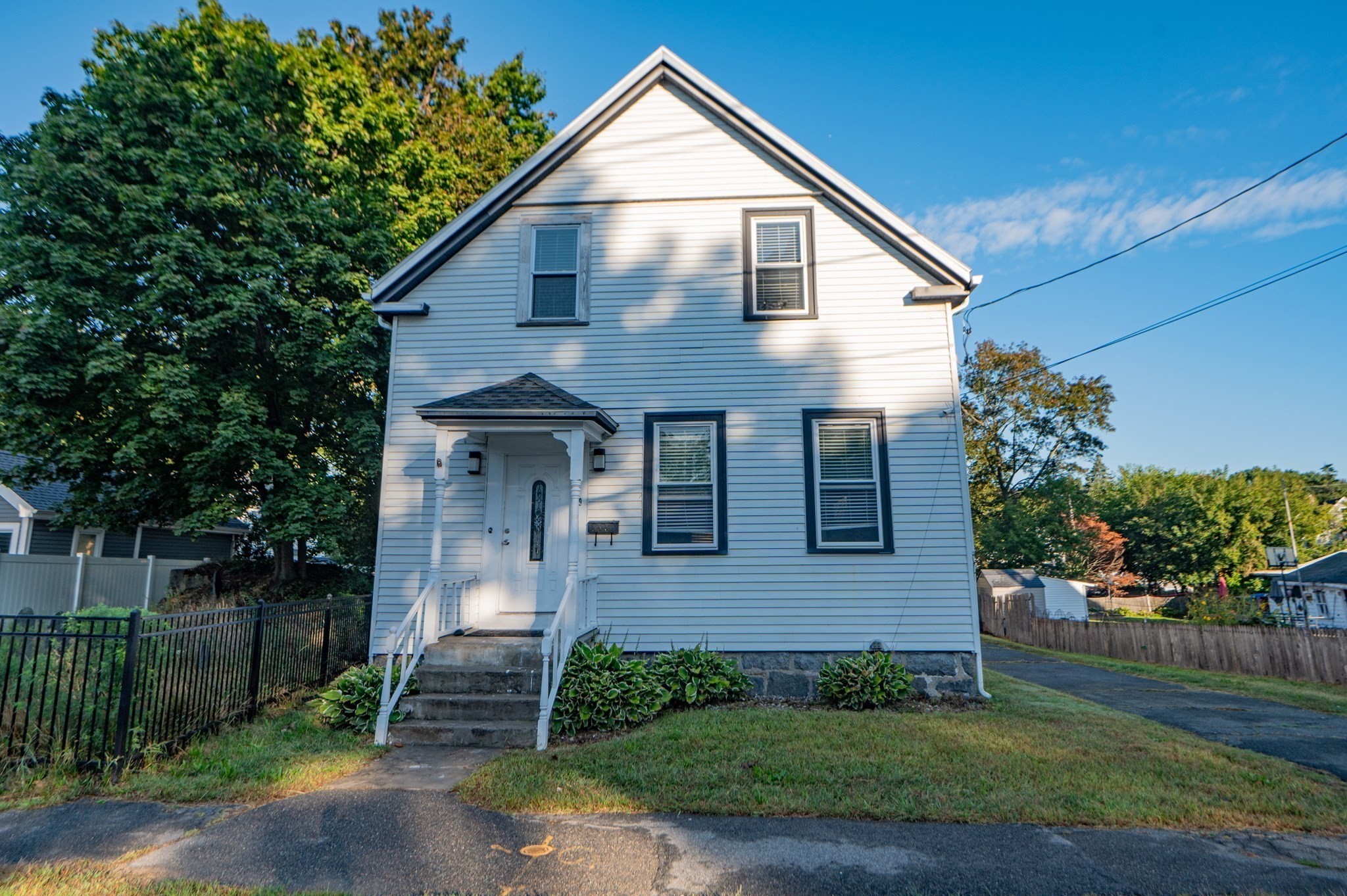 19 Lynn St Property Photo 2