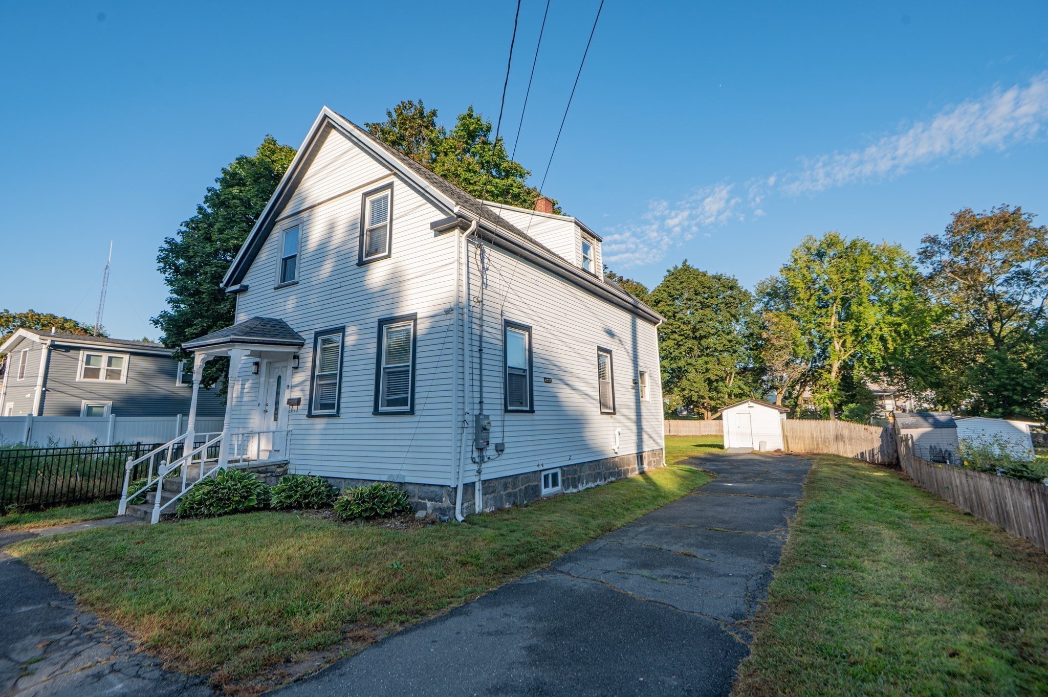 19 Lynn St Property Photo 3
