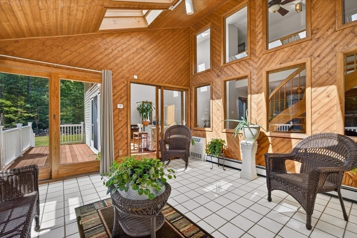 50 Highland St Property Photo 26