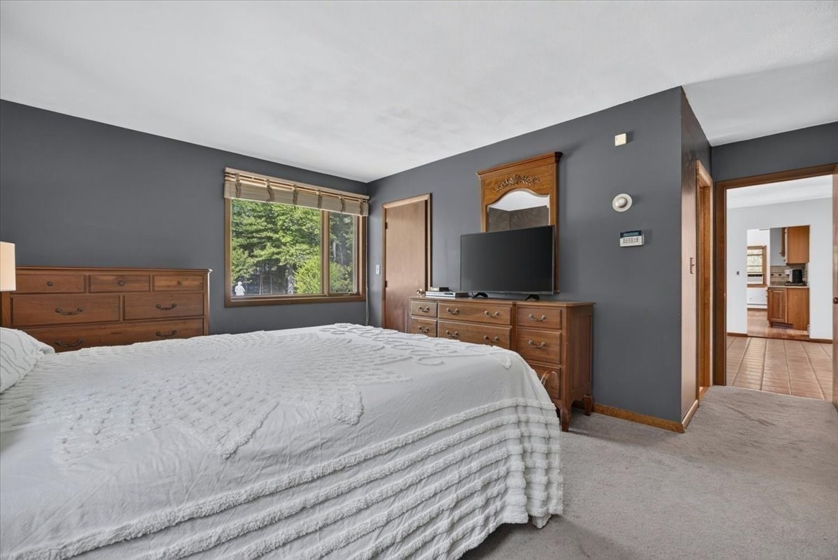 50 Highland St Property Photo 27