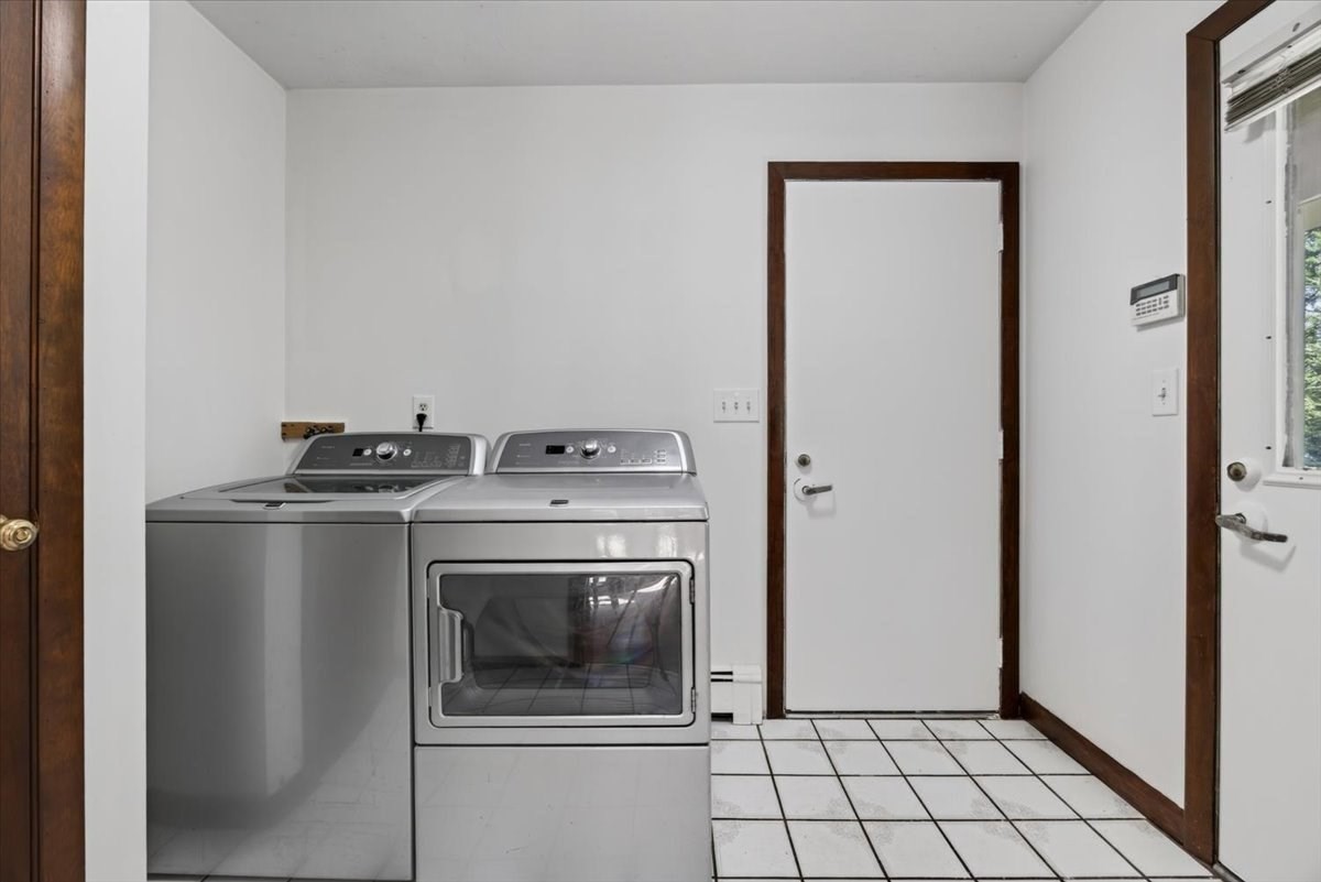 50 Highland St Property Photo 39