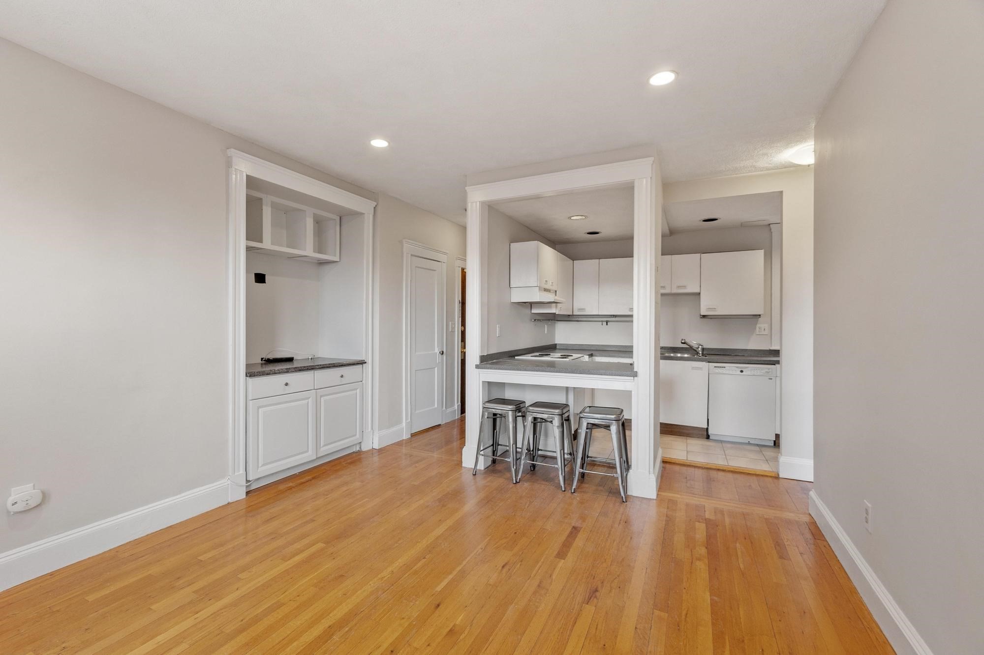 451 Park Dr # 4d Property Photo 4