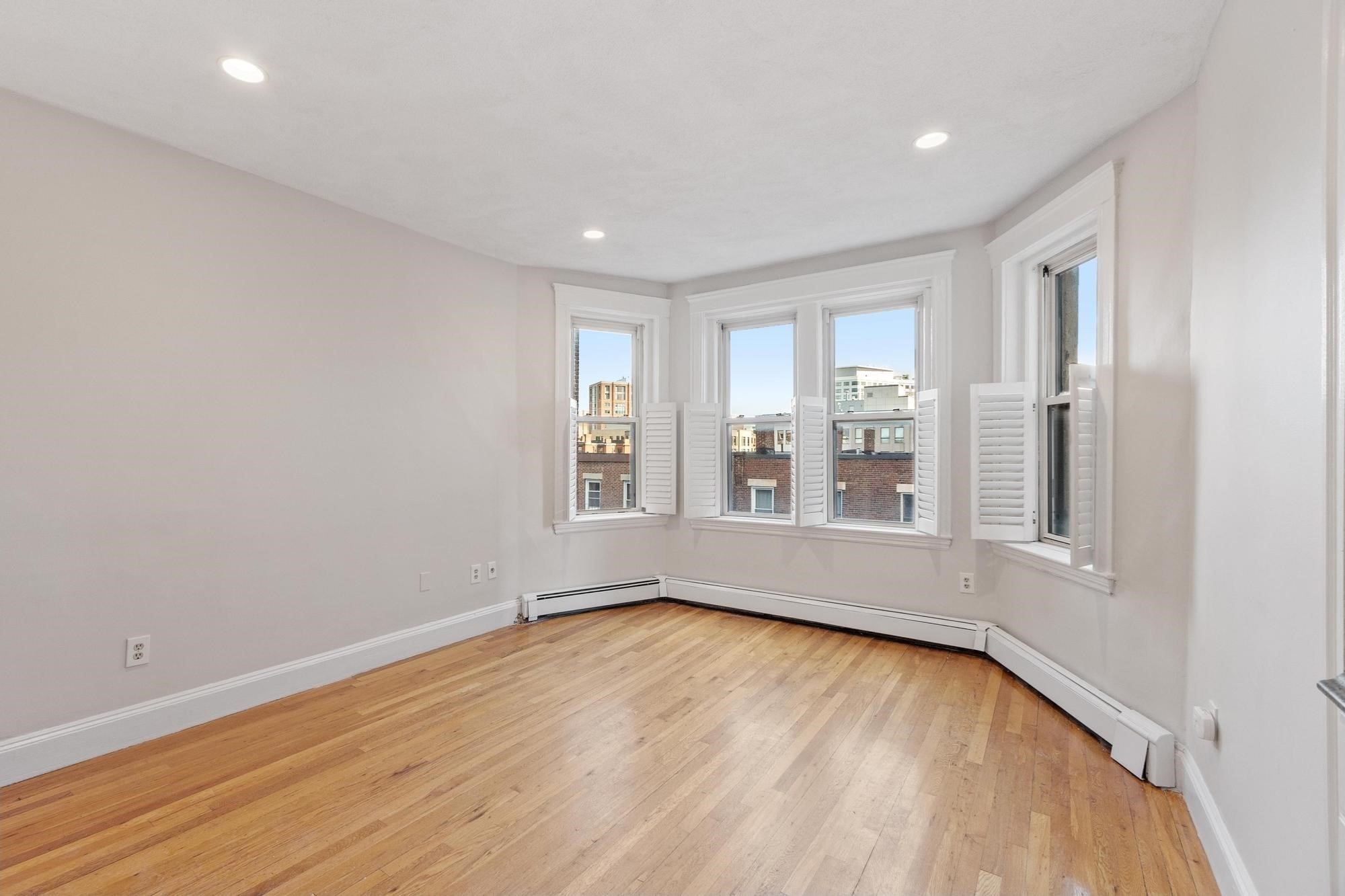 451 Park Dr # 4d Property Photo 6