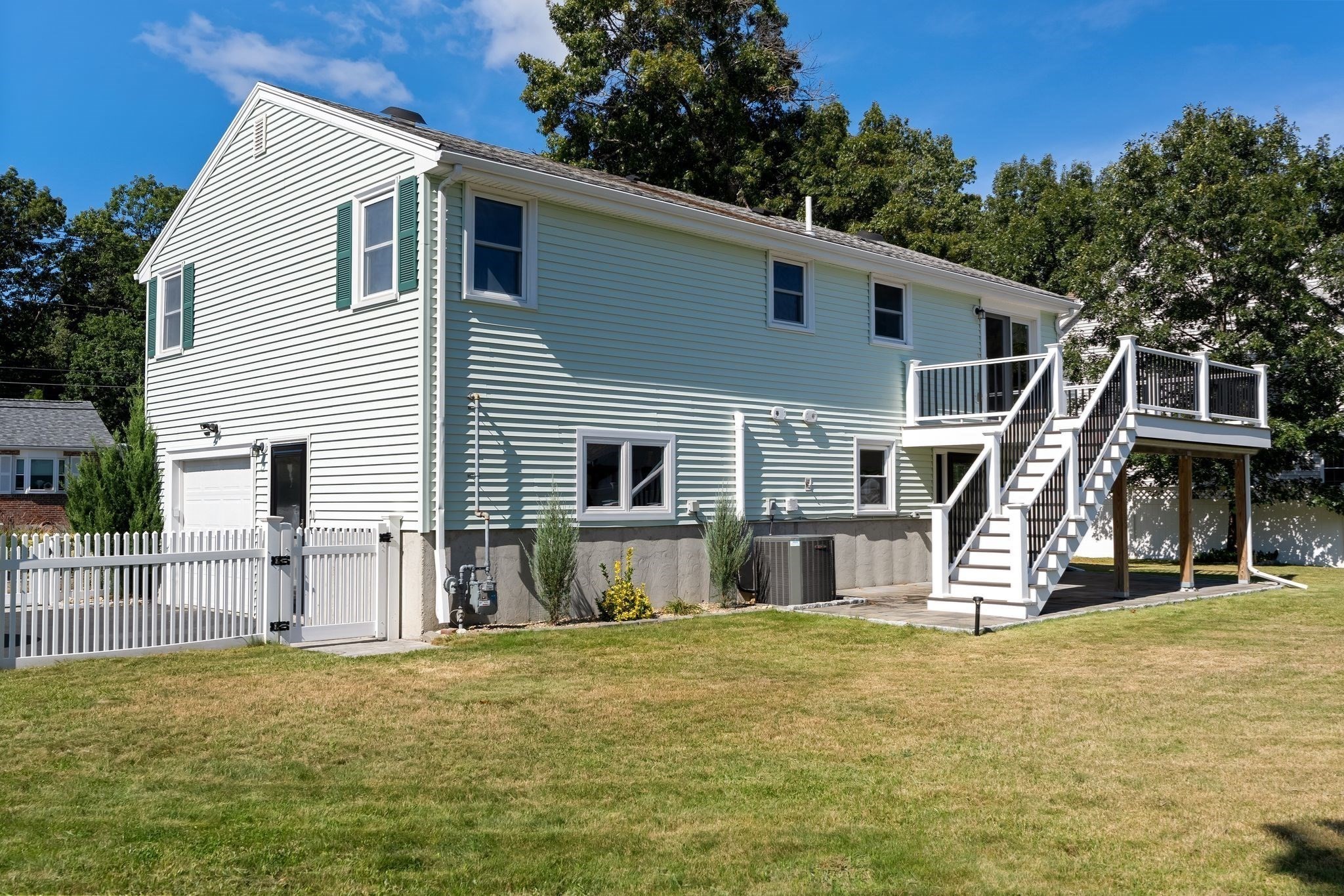 20 Humboldt Ave Property Photo 36