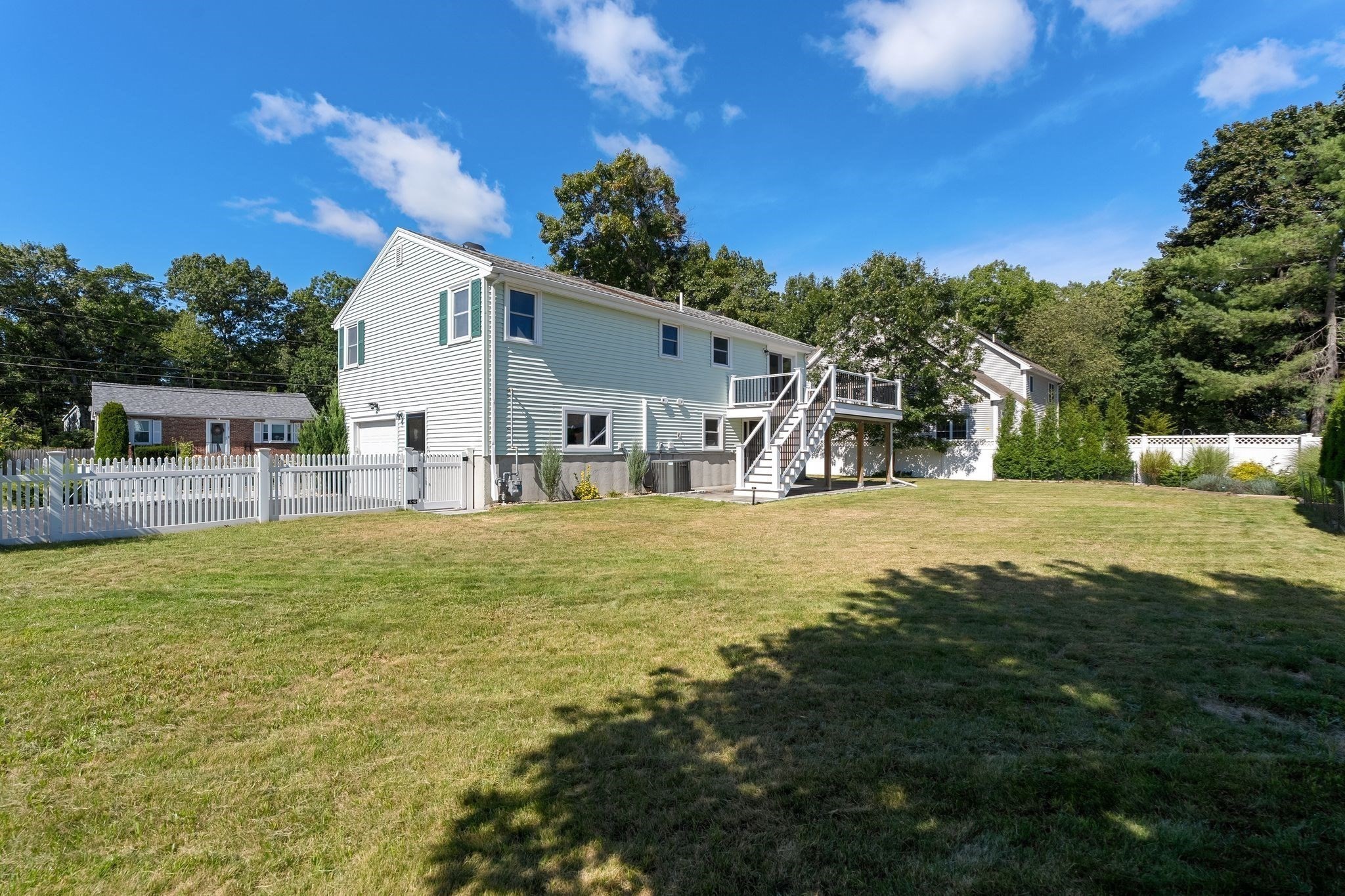 20 Humboldt Ave Property Photo 37