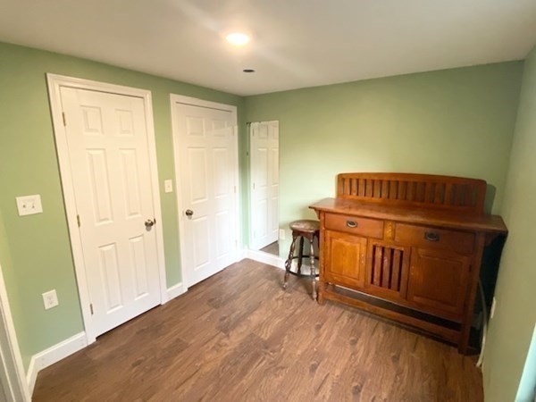 559 Chelmsford St Property Photo 9