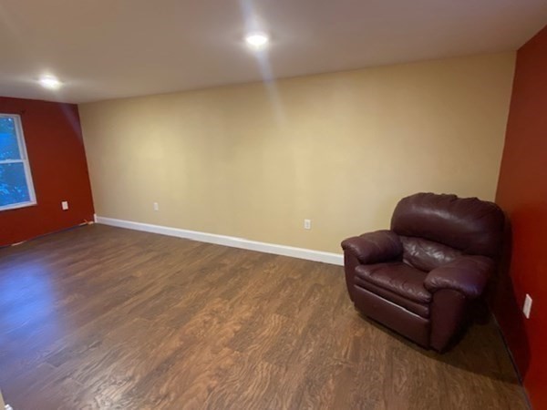 559 Chelmsford St Property Photo 13