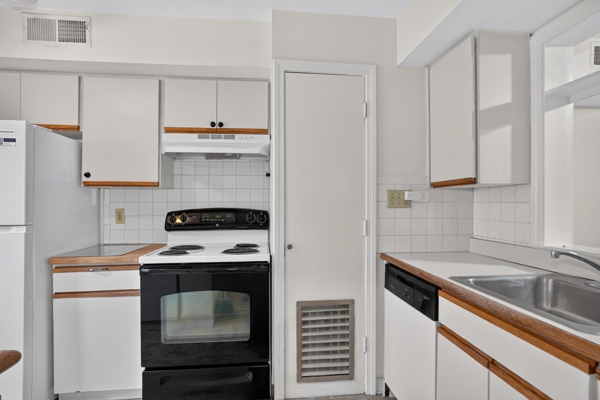 501 Windsor Dr. # 501 Property Photo 5