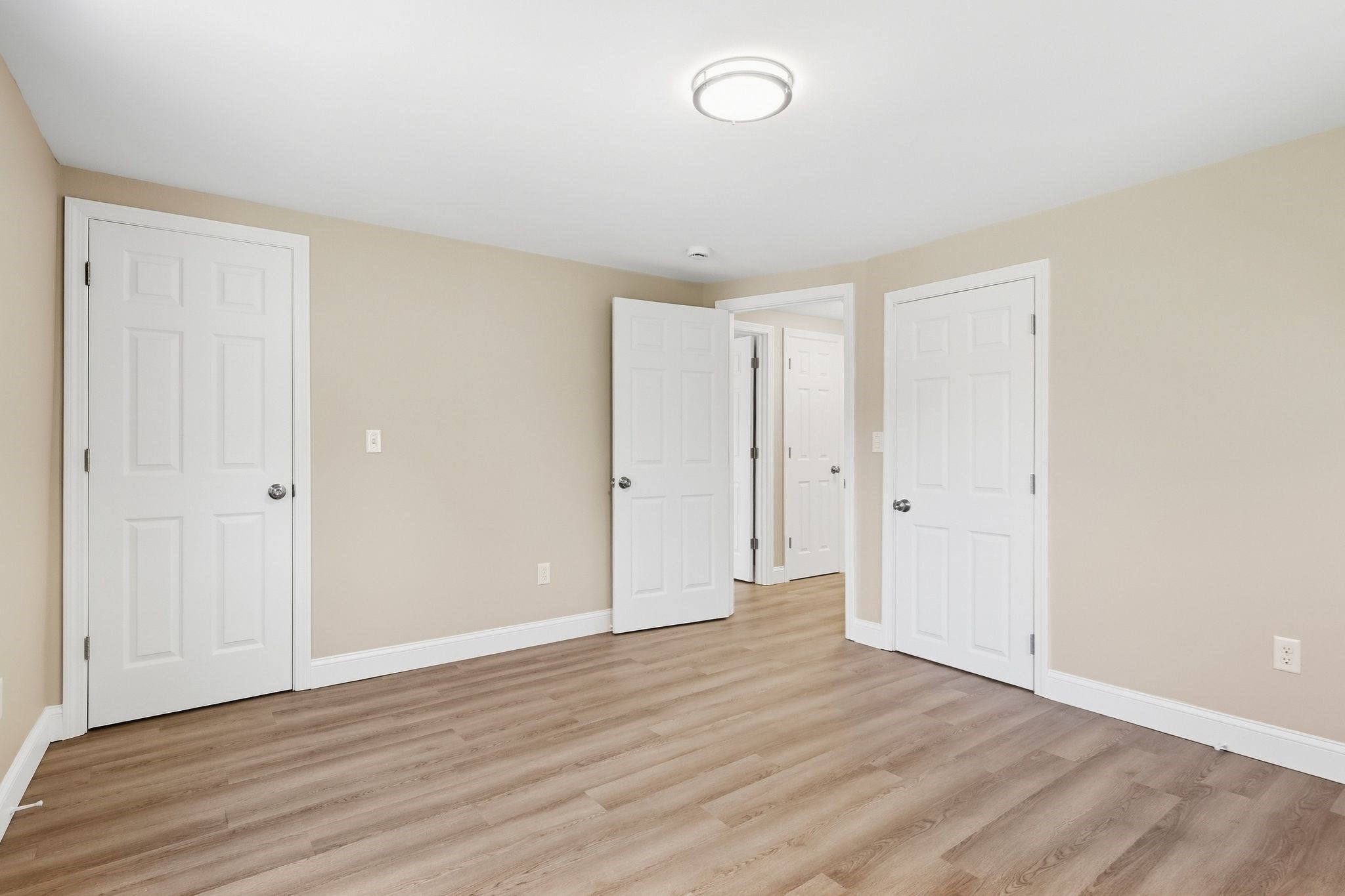 1078 Granby Rd Property Photo 22