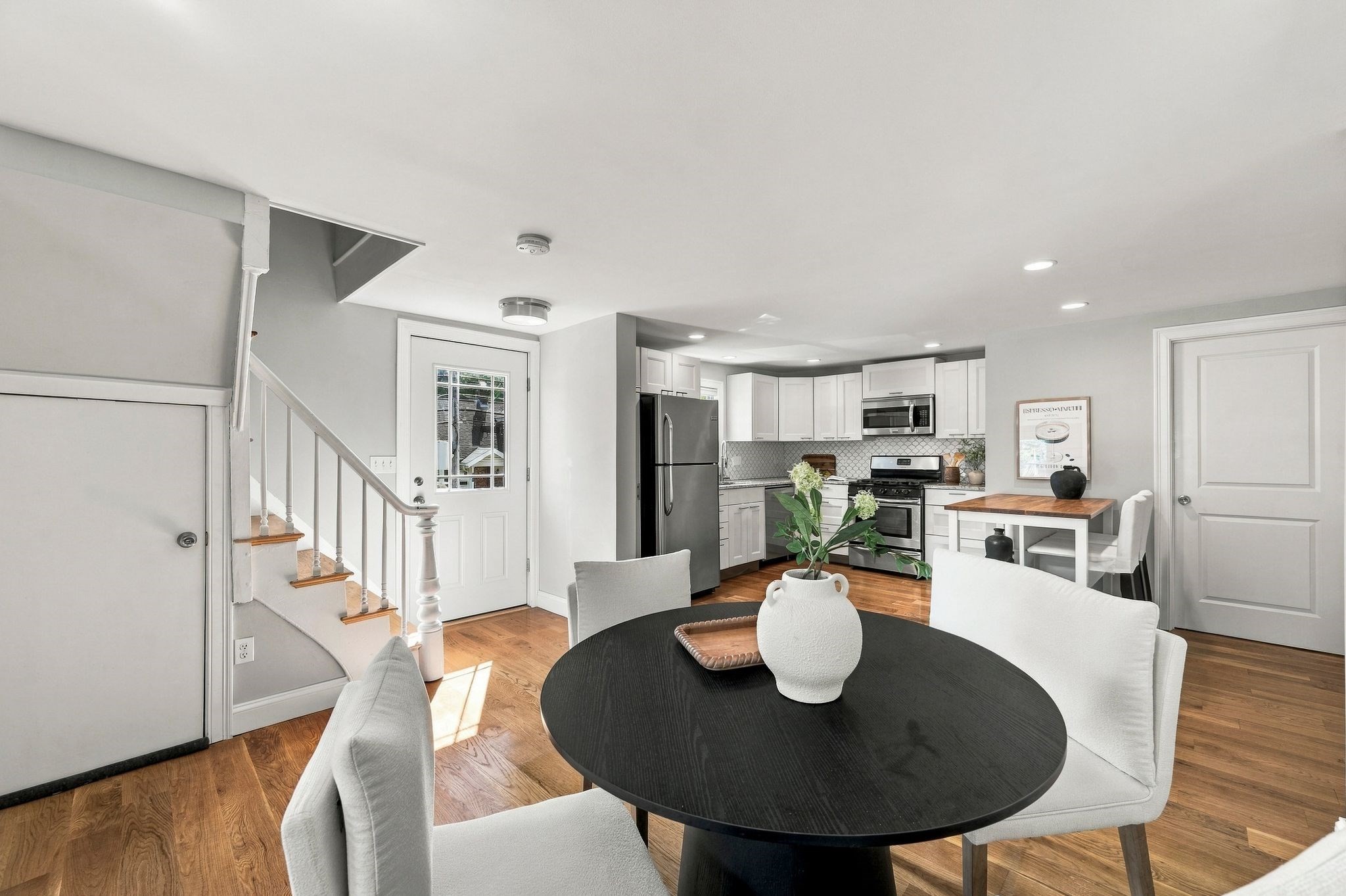 176 Nahant St Property Photo 8