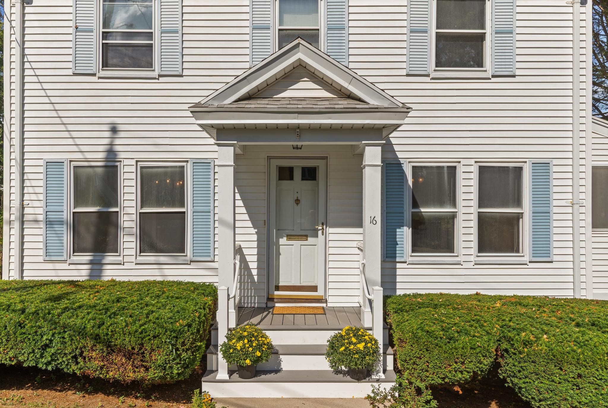 16 Suffolk Street Property Photo 4